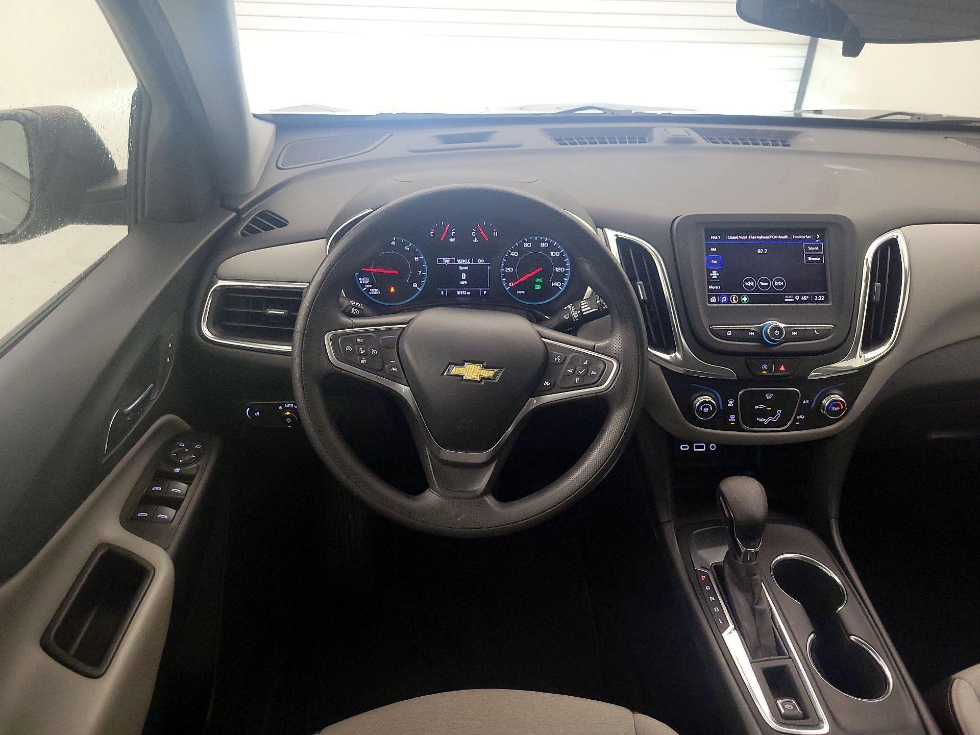 Thumbnail: 2022 Chevrolet Equinox - 10