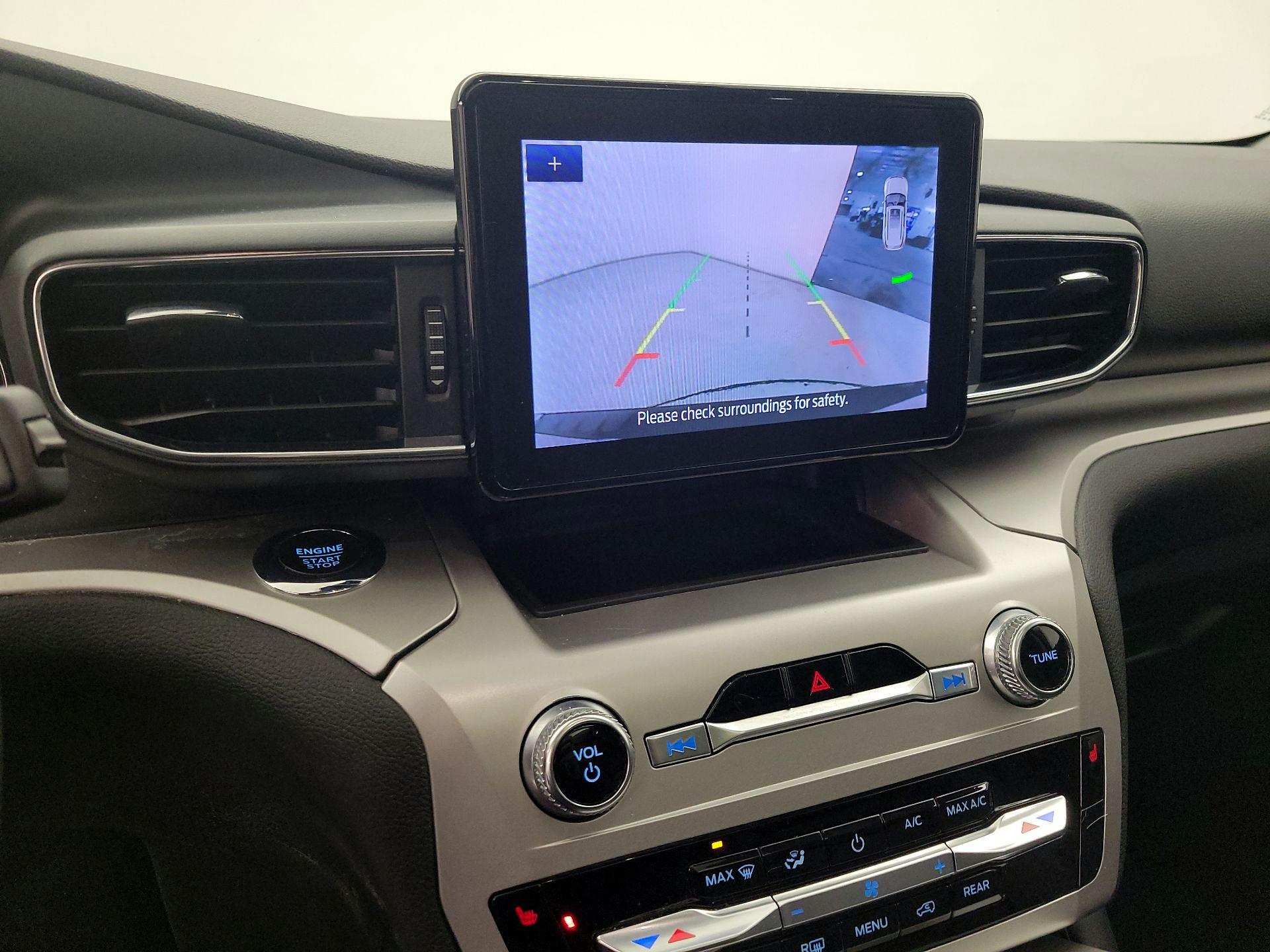 Thumbnail: 2022 Ford Explorer - 15