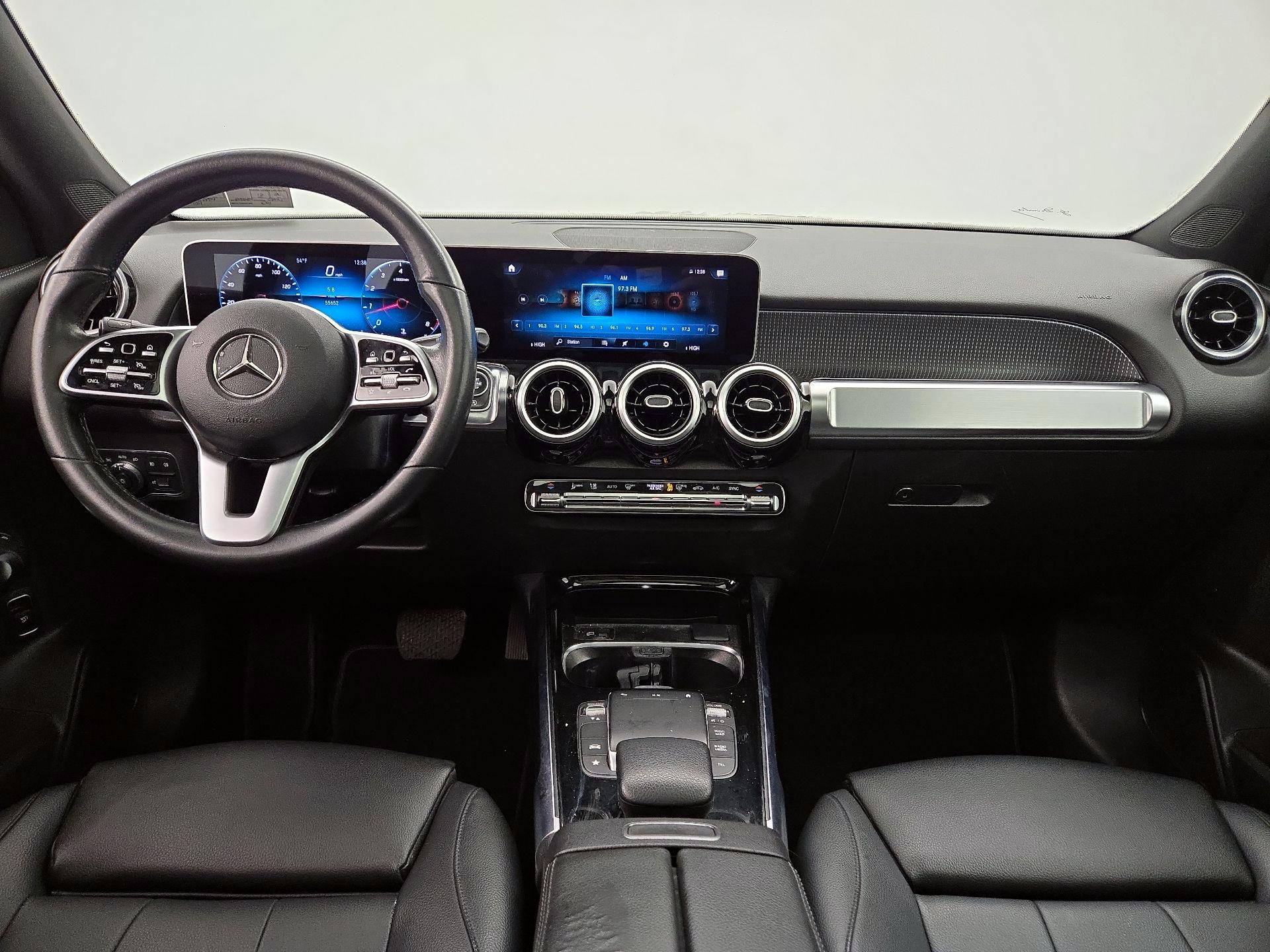 Thumbnail: 2021 Mercedes-Benz GLB - 9