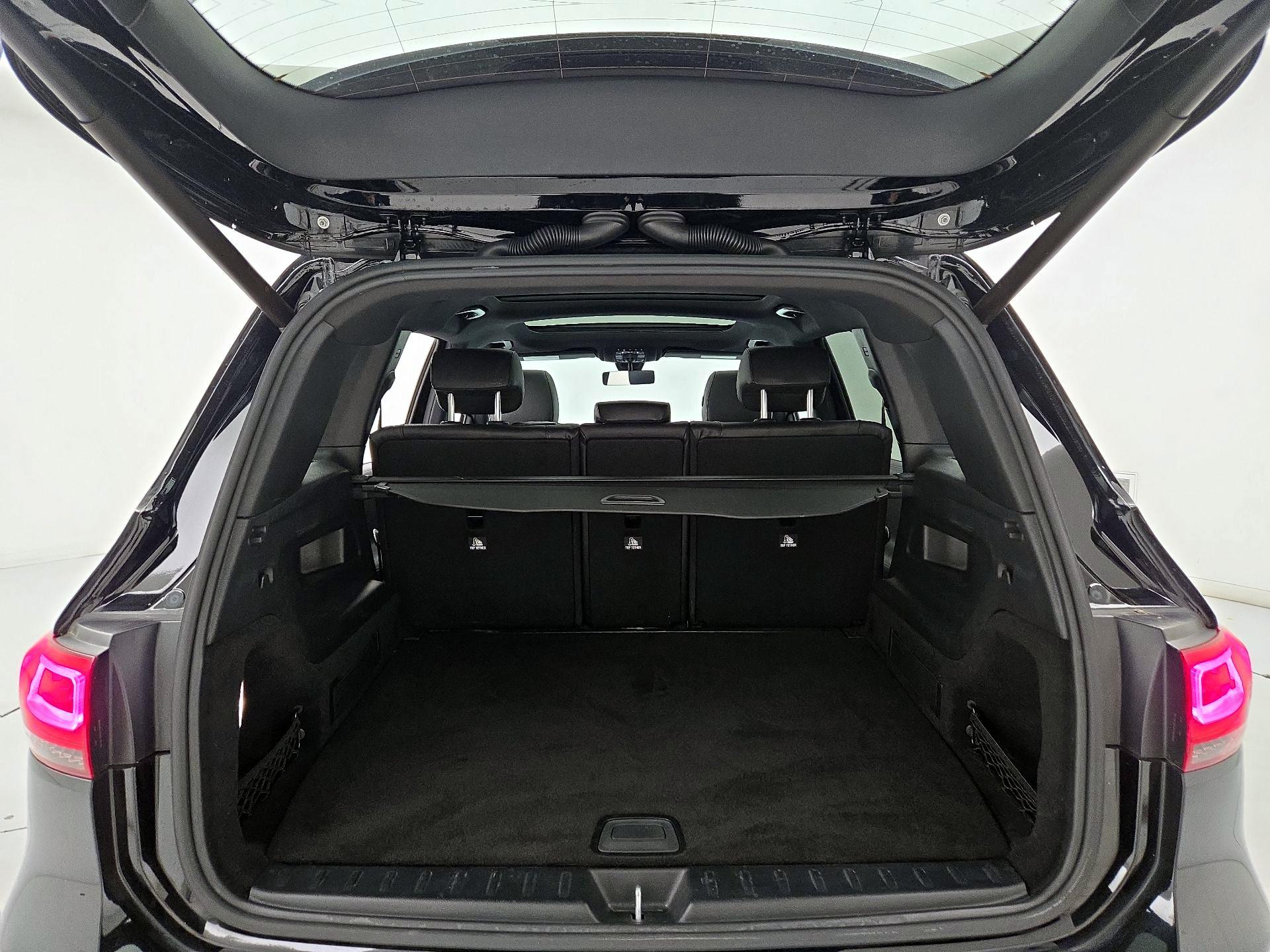 Thumbnail: 2021 Mercedes-Benz GLB - 20