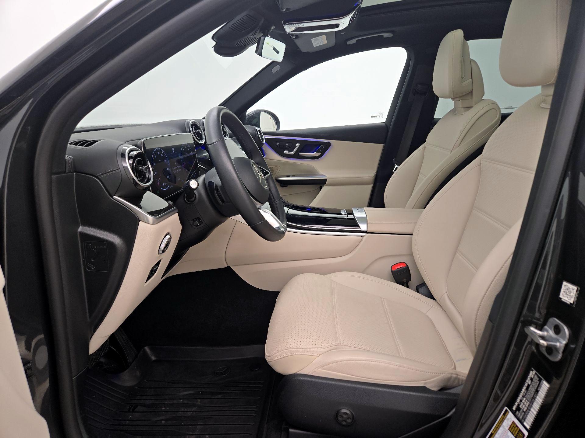 Thumbnail: 2023 Mercedes-Benz GLC - 11