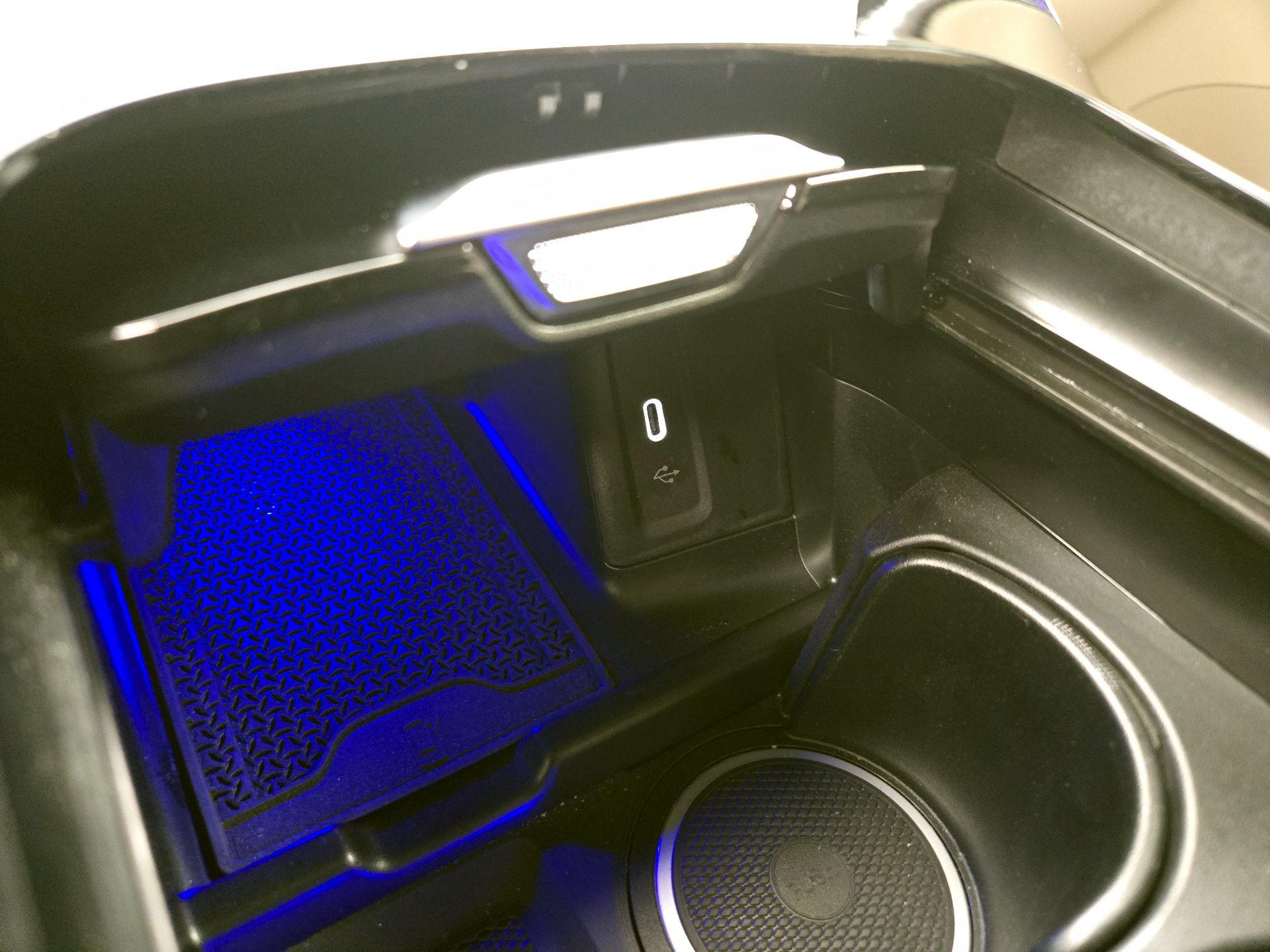 Thumbnail: 2023 Mercedes-Benz GLC - 18