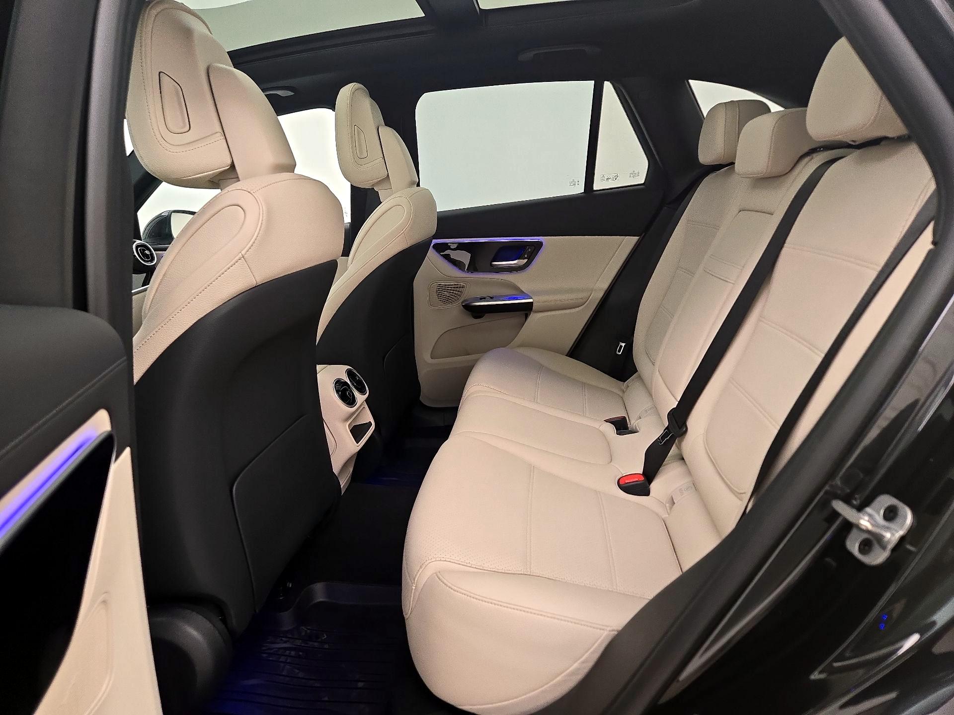 Thumbnail: 2023 Mercedes-Benz GLC - 20