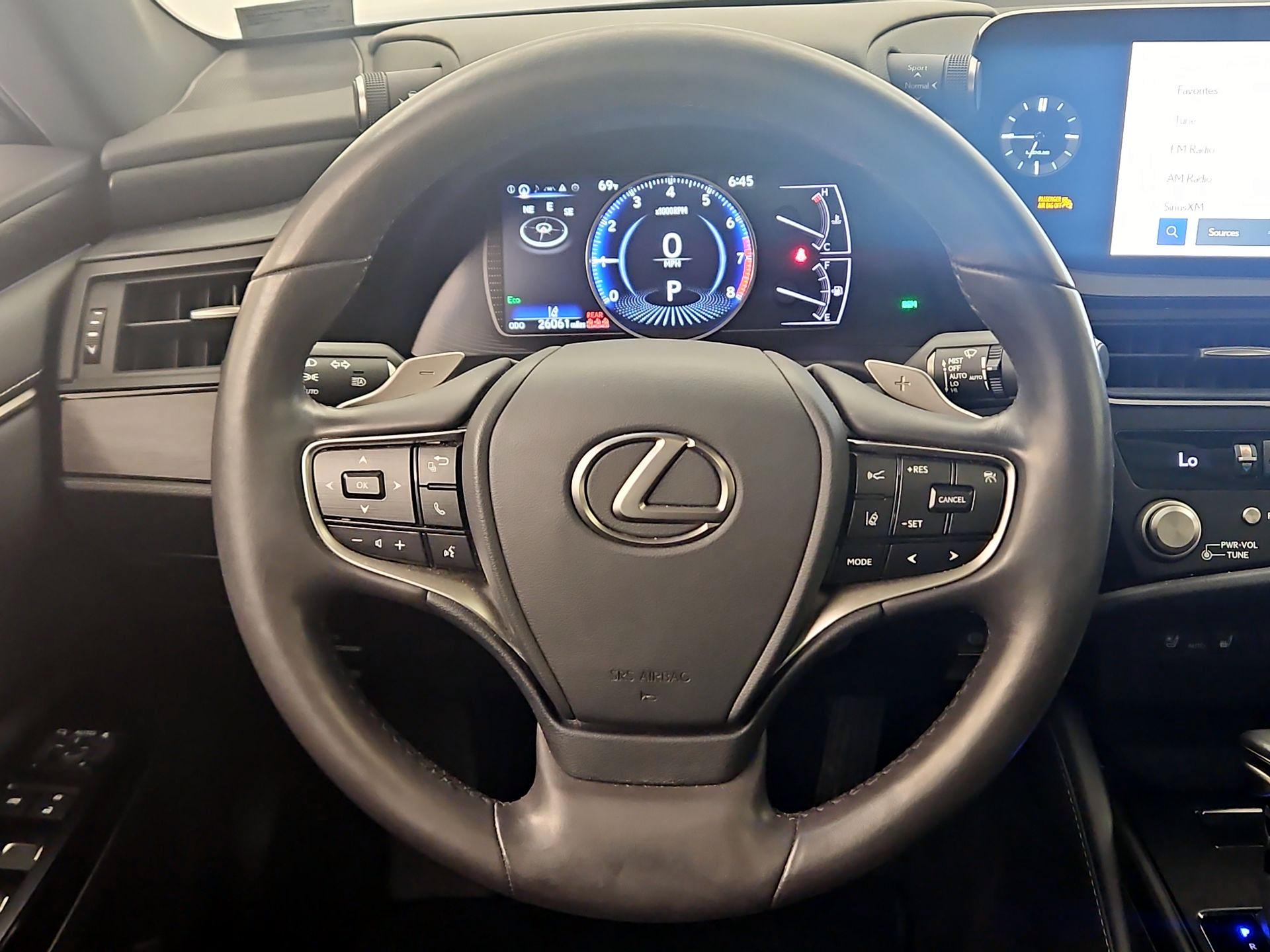 Thumbnail: 2023 Lexus ES - 10