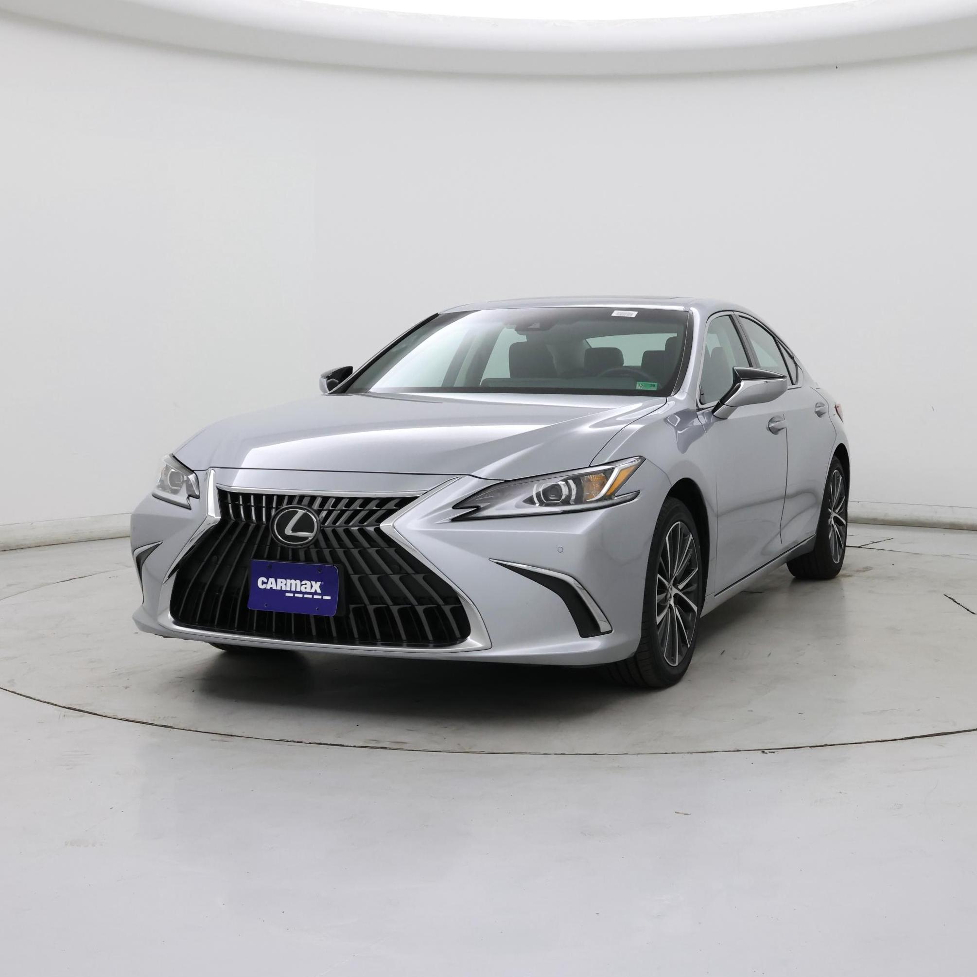 Thumbnail: 2023 Lexus ES - 4