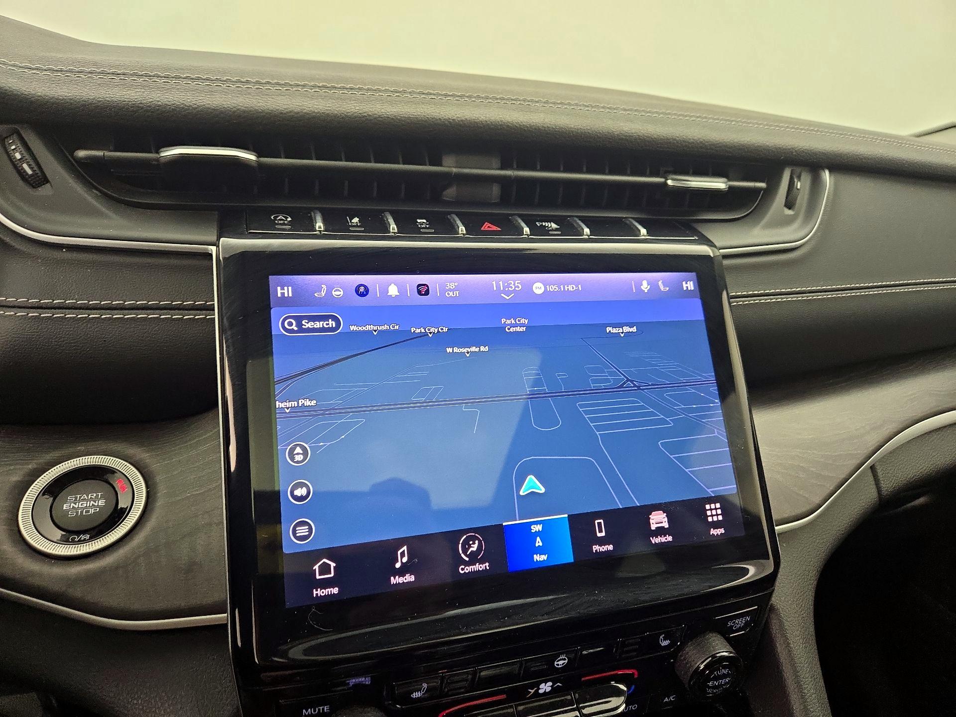 Thumbnail: 2022 Jeep Grand Cherokee - 14