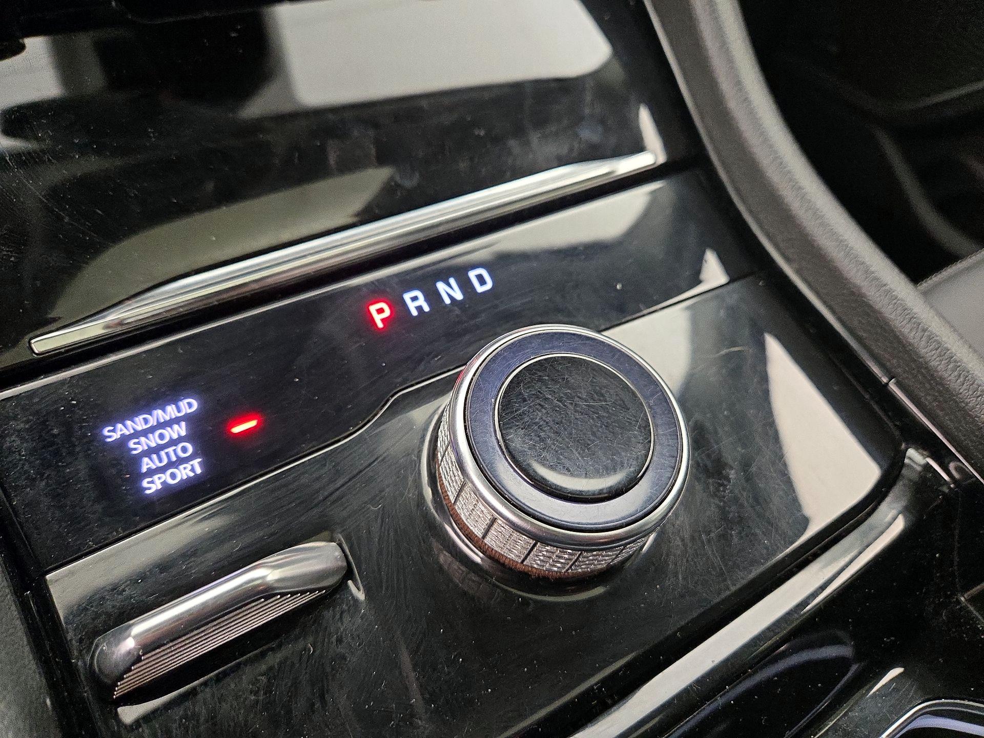 Thumbnail: 2022 Jeep Grand Cherokee - 18