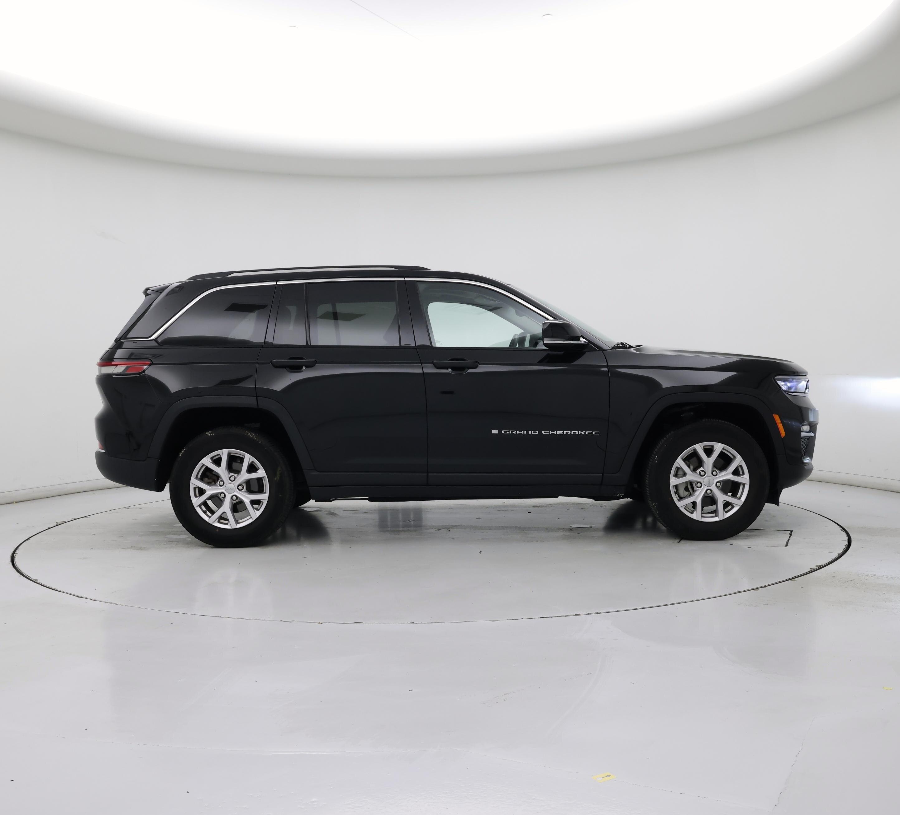 Thumbnail: 2022 Jeep Grand Cherokee - 7