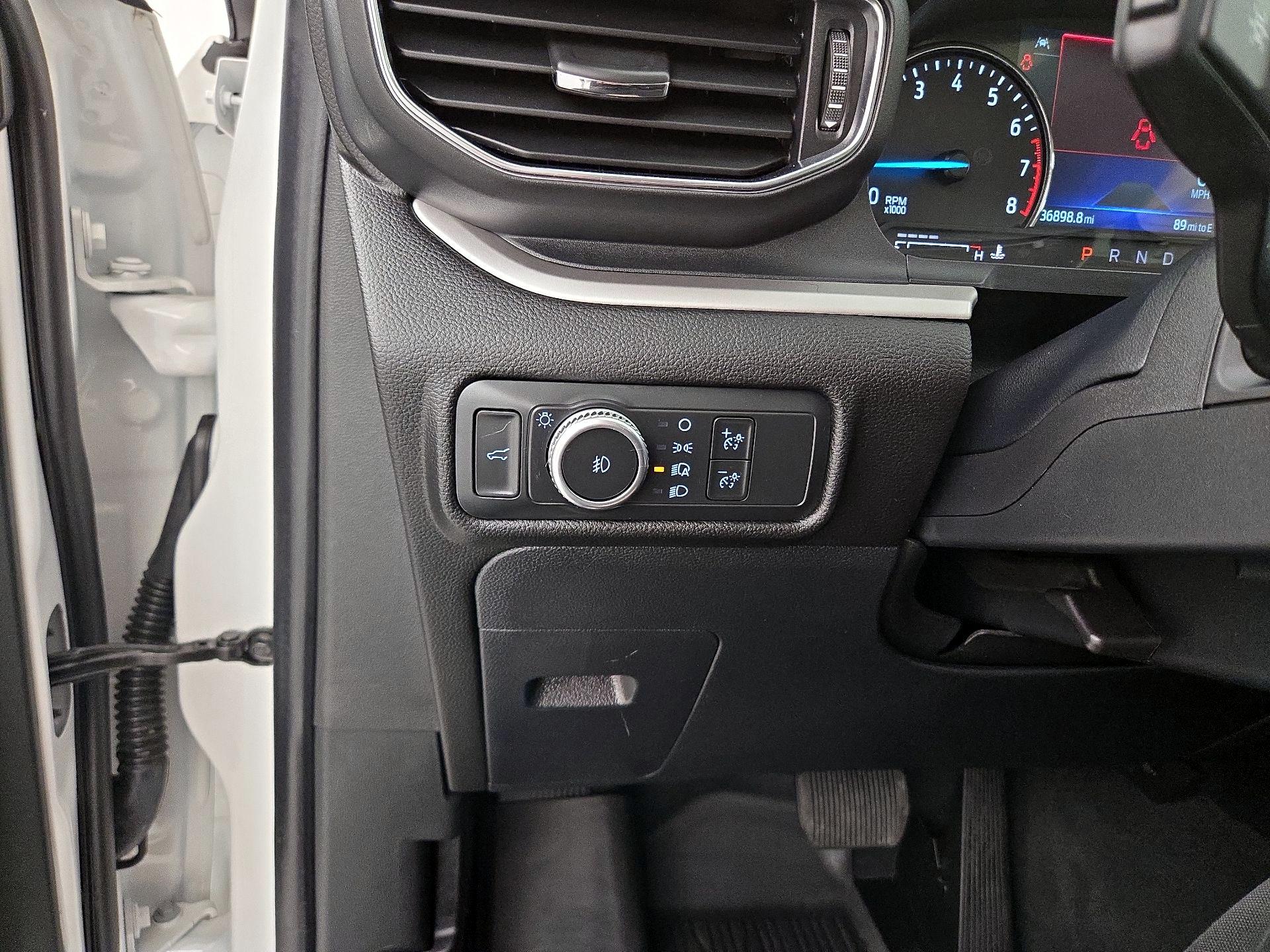 Thumbnail: 2022 Ford Explorer - 13