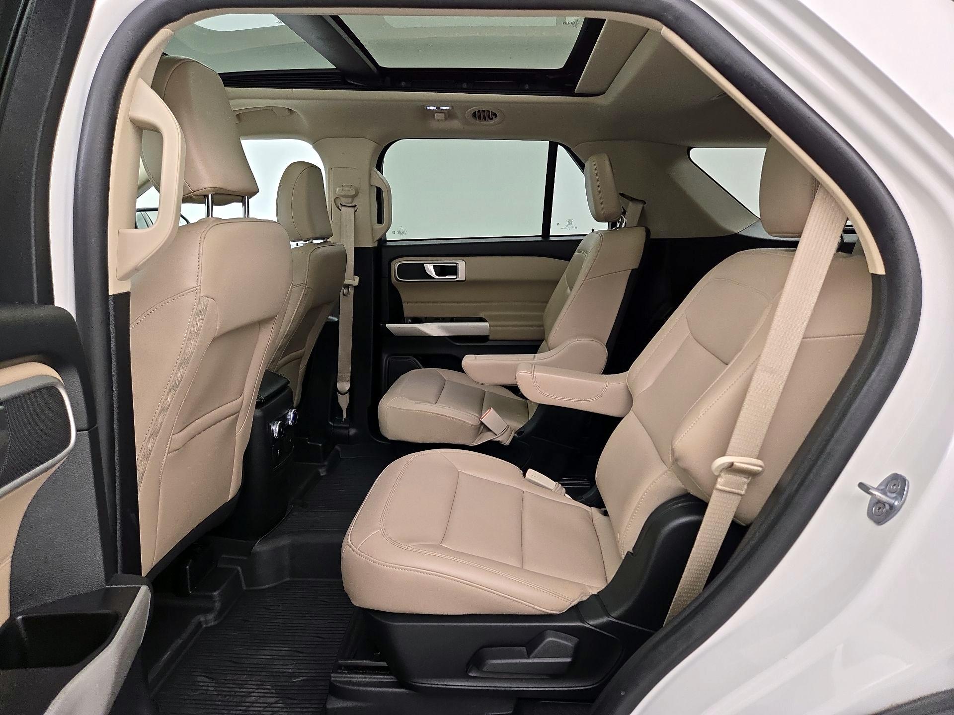 Thumbnail: 2022 Ford Explorer - 20