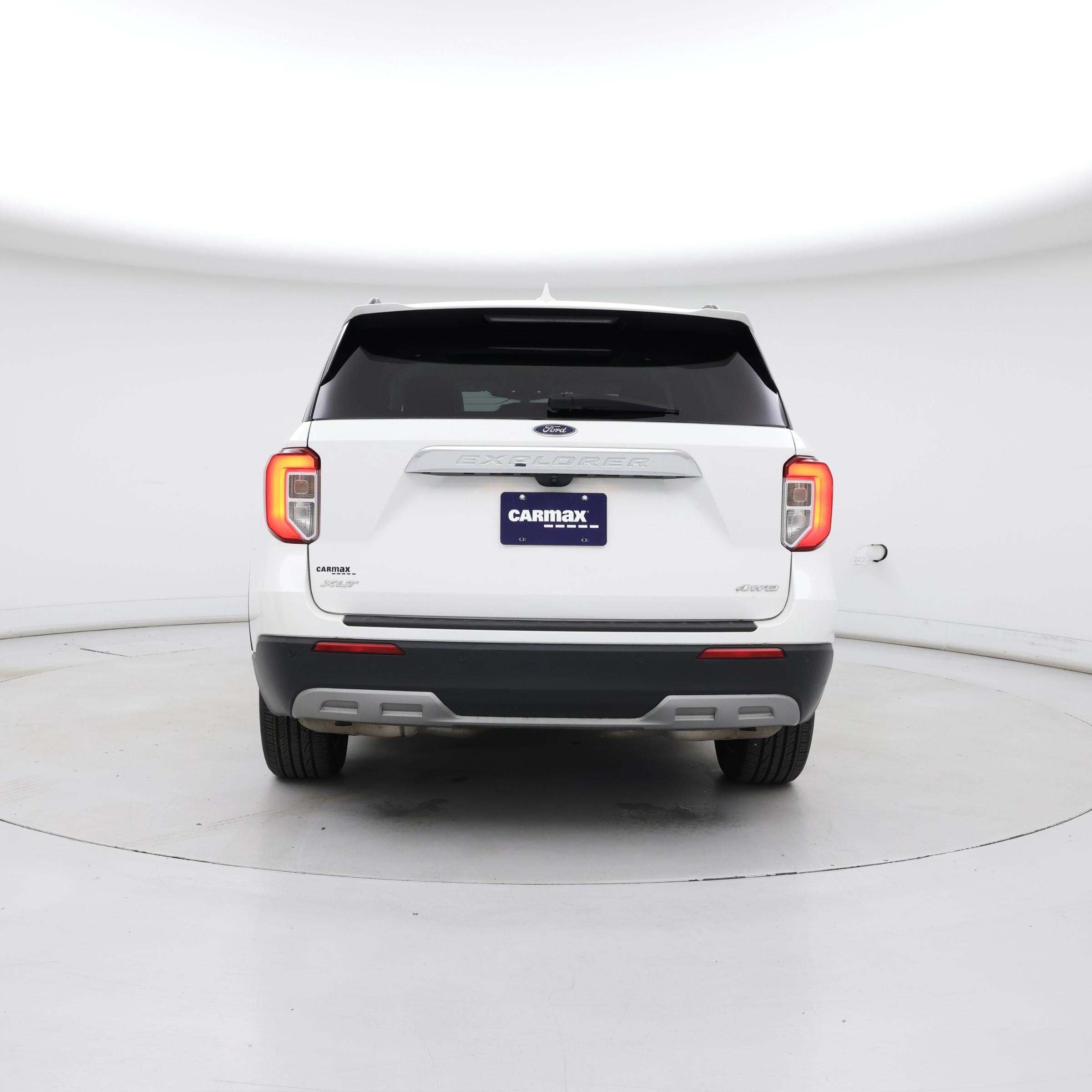 Thumbnail: 2022 Ford Explorer - 6