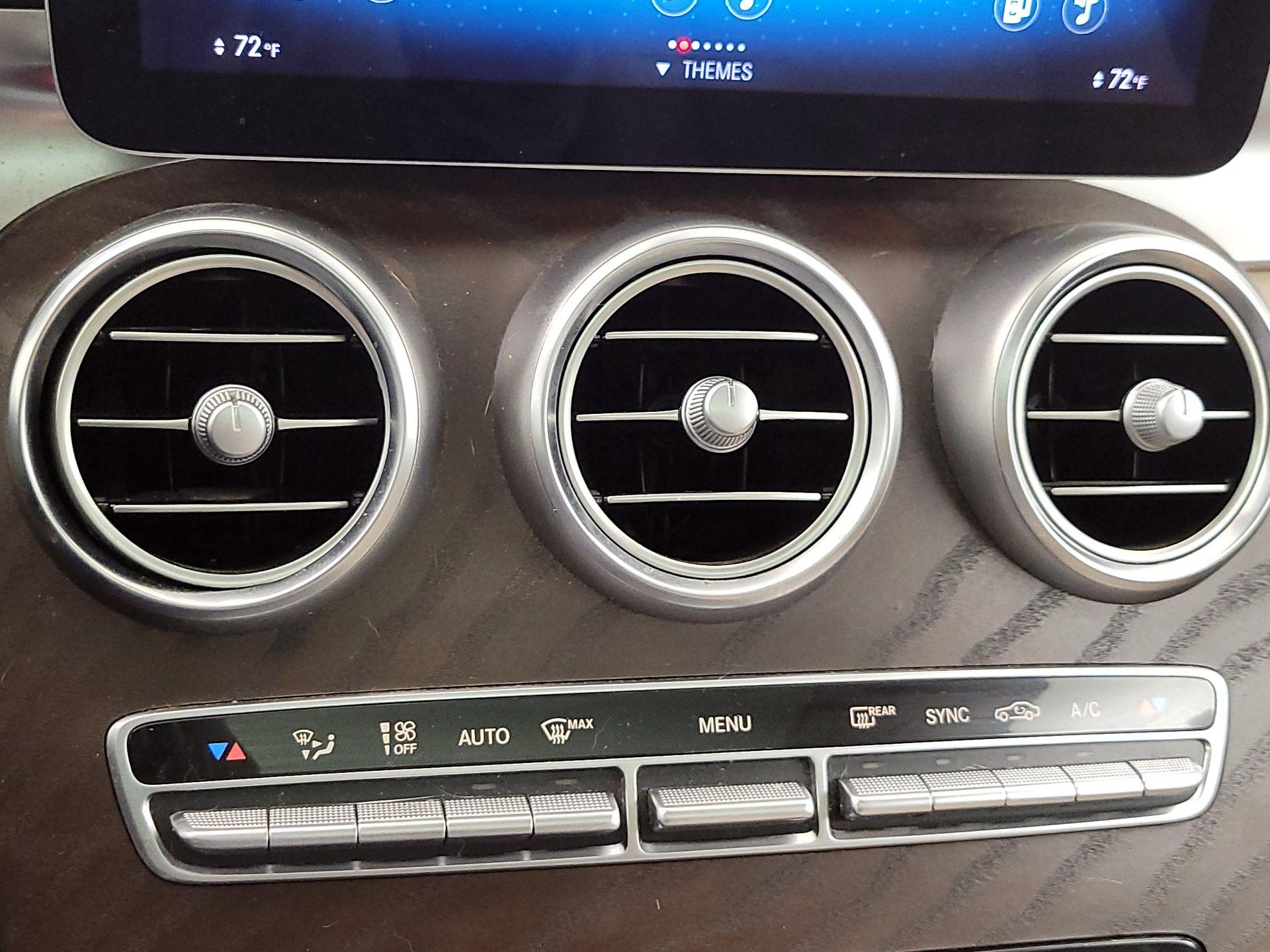 Thumbnail: 2021 Mercedes-Benz GLC - 16