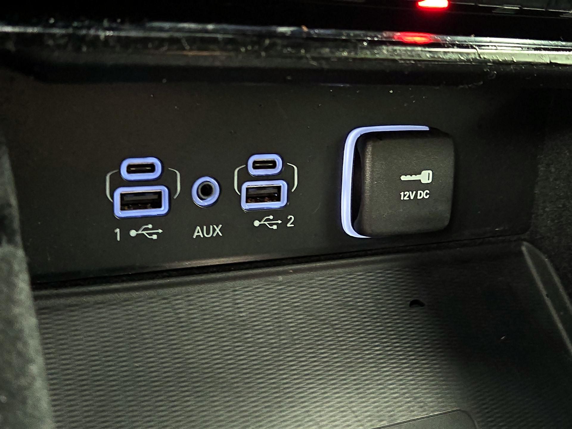 Thumbnail: 2022 Jeep Grand Cherokee - 17