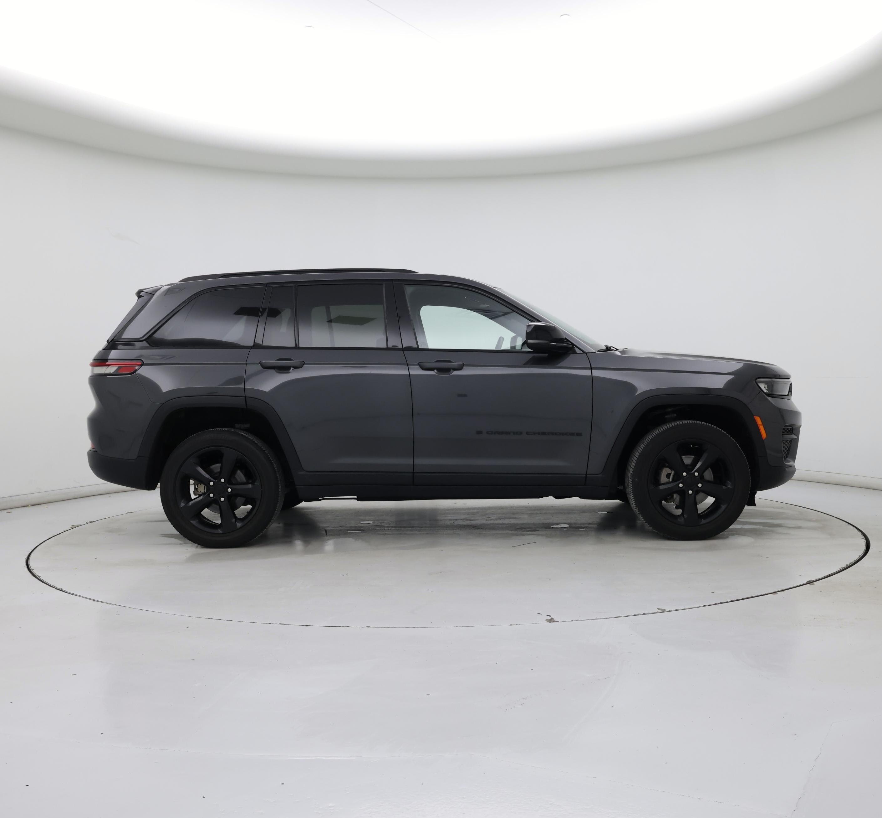 Thumbnail: 2022 Jeep Grand Cherokee - 7