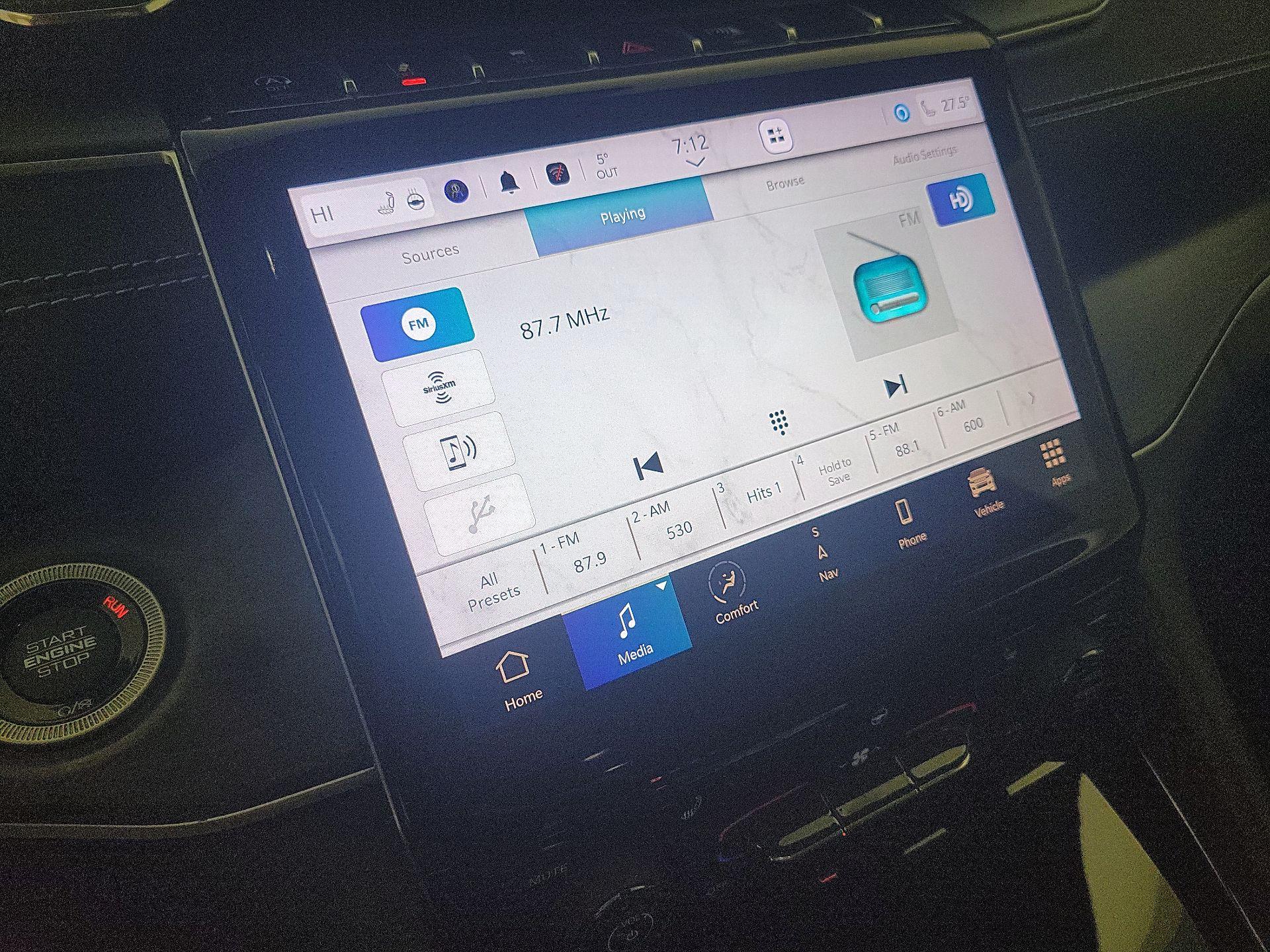 Thumbnail: 2022 Jeep Grand Cherokee - 15