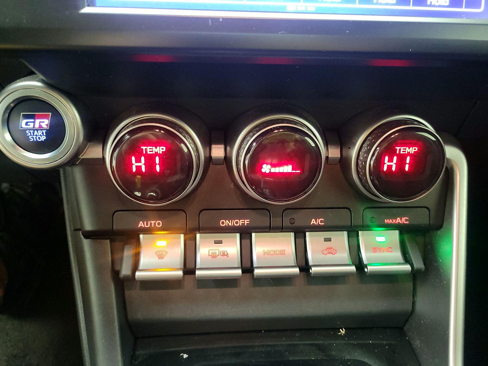 Thumbnail: 2023 Toyota GR86 - 16