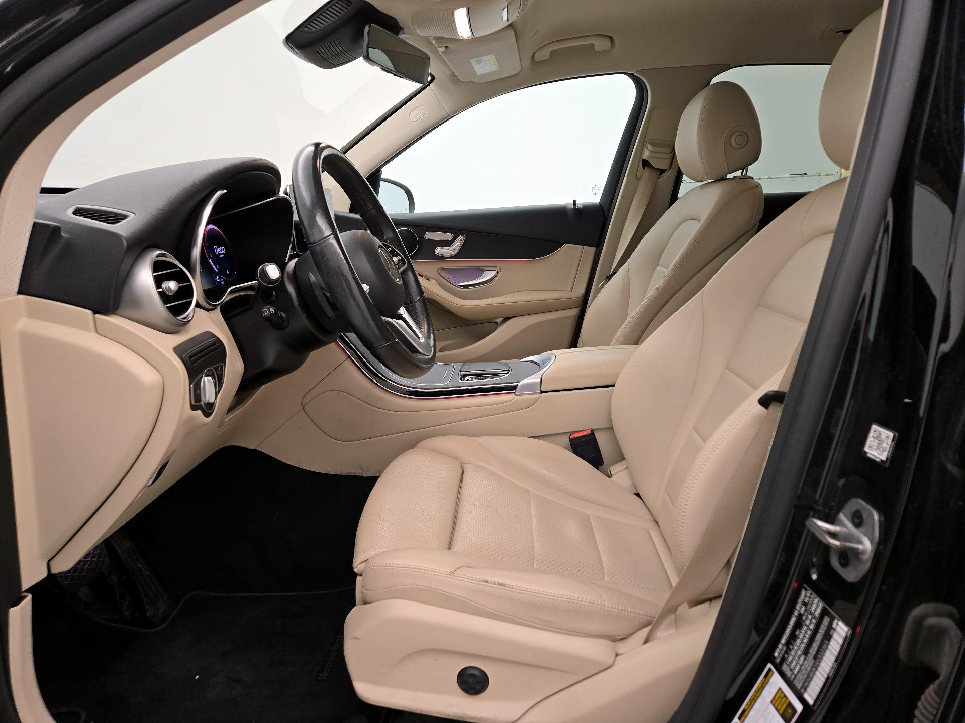 Thumbnail: 2022 Mercedes-Benz GLC - 11