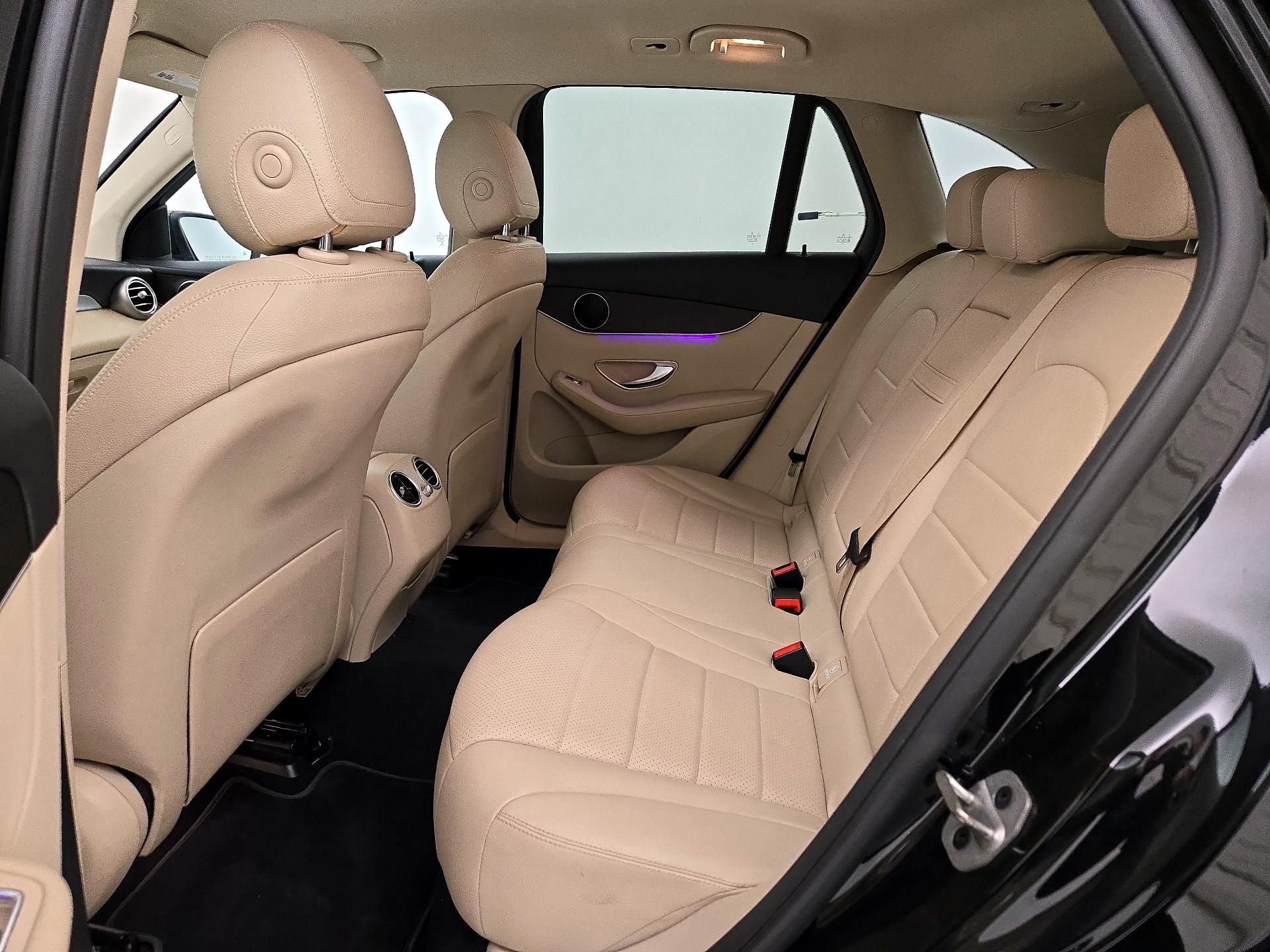 Thumbnail: 2022 Mercedes-Benz GLC - 19