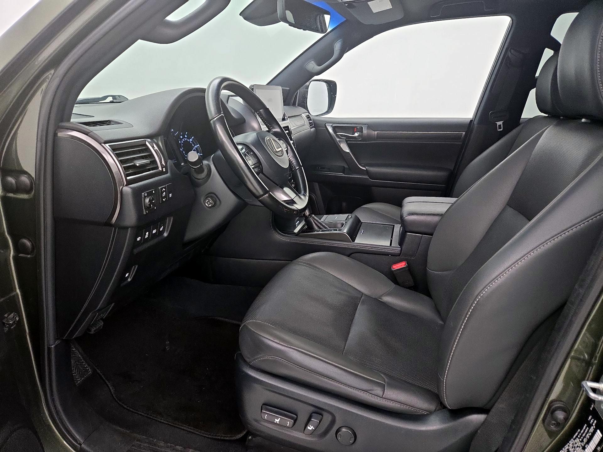 Thumbnail: 2022 Lexus GX - 11