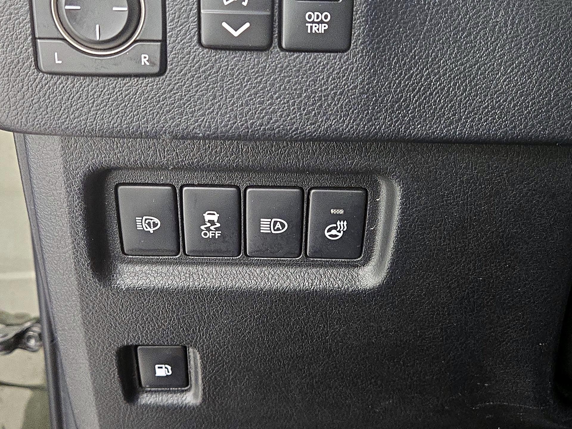 Thumbnail: 2022 Lexus GX - 13