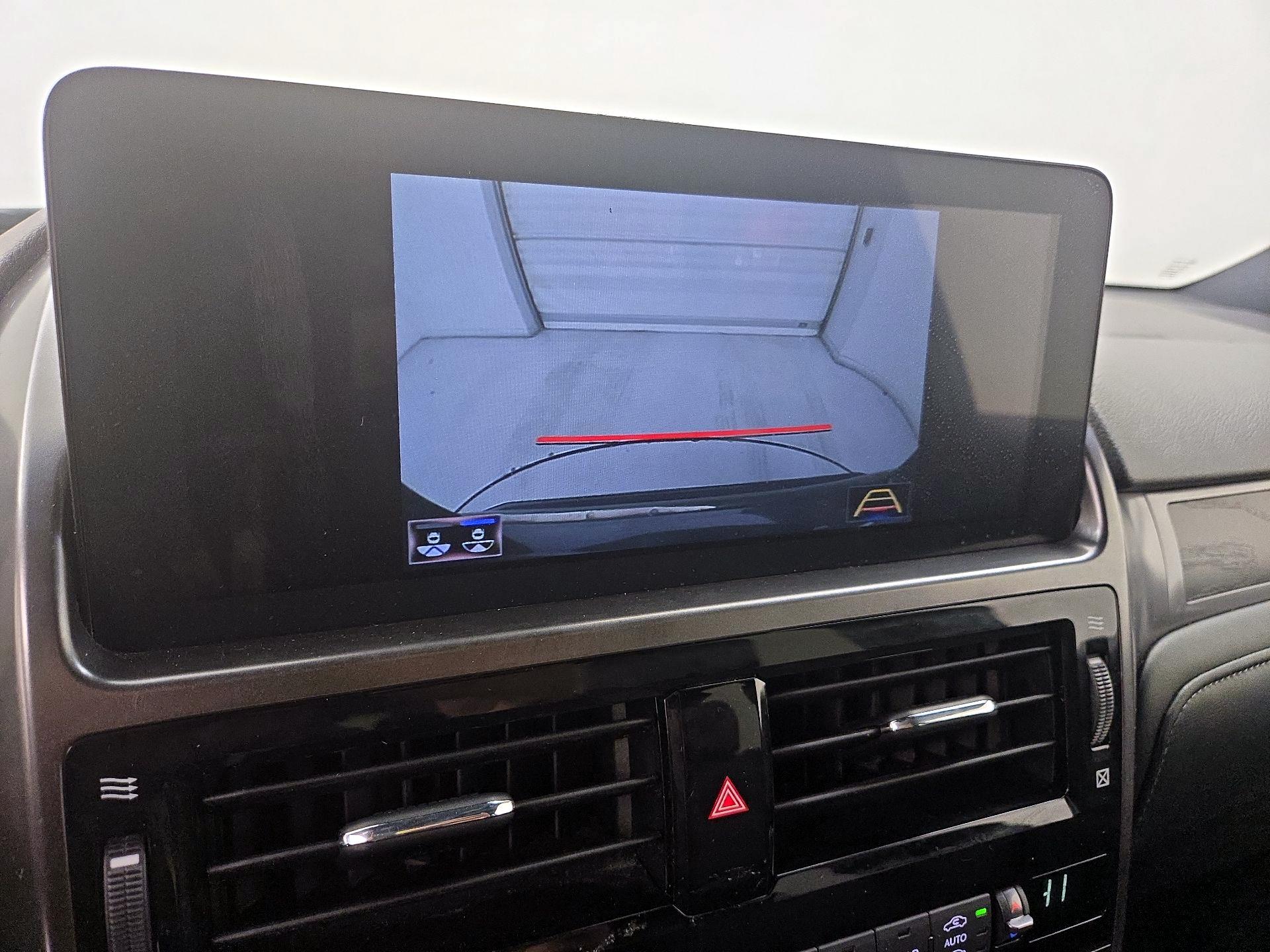 Thumbnail: 2022 Lexus GX - 14