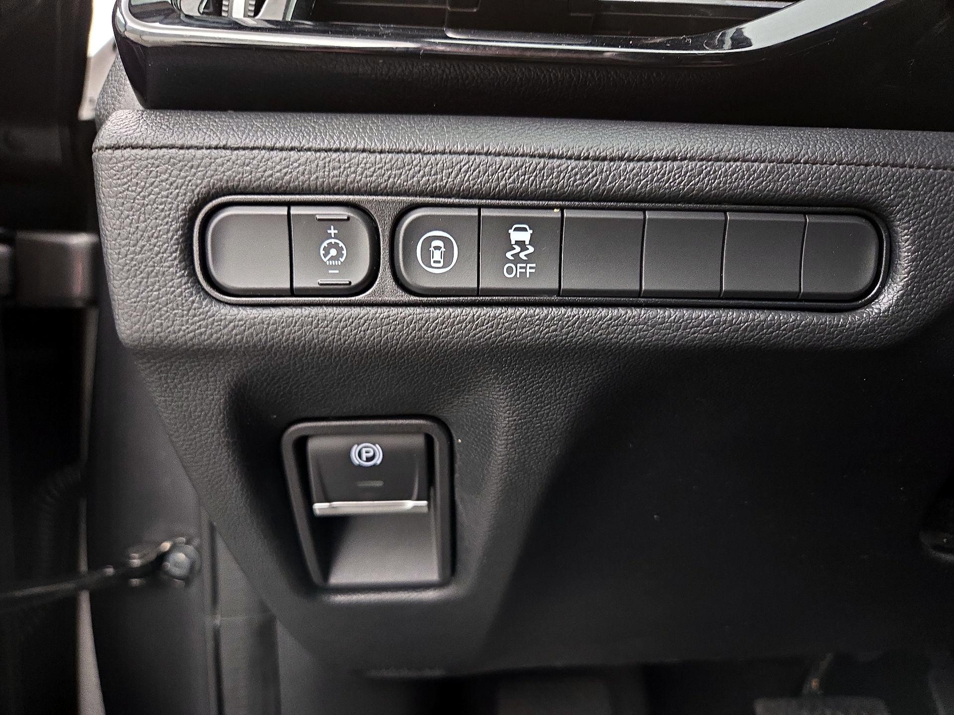 Thumbnail: 2023 Acura MDX - 13