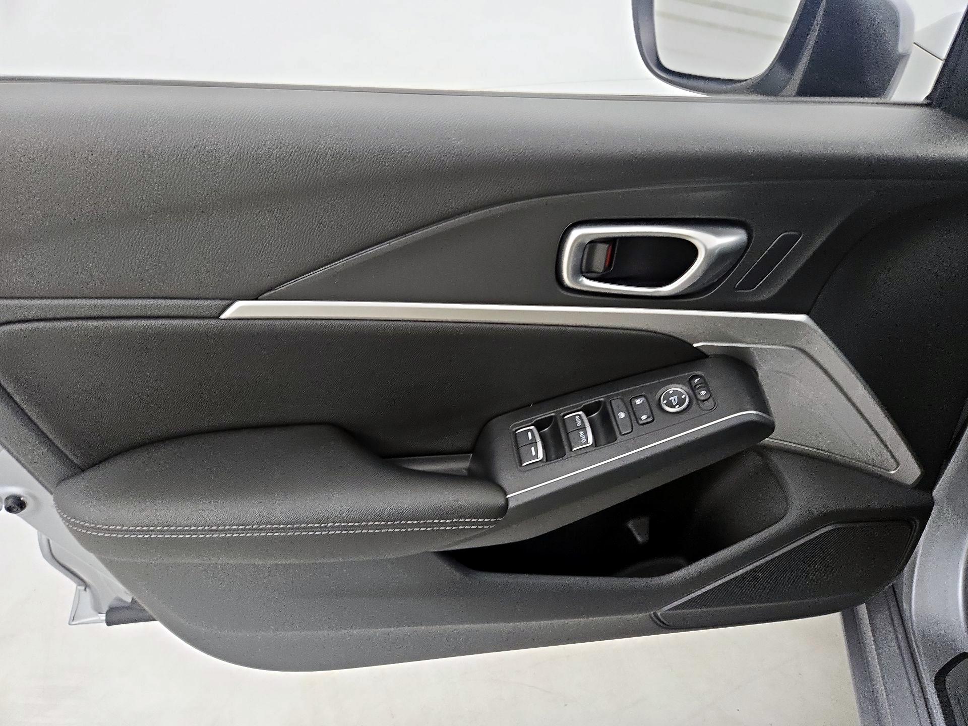 Thumbnail: 2023 Acura Integra - 12