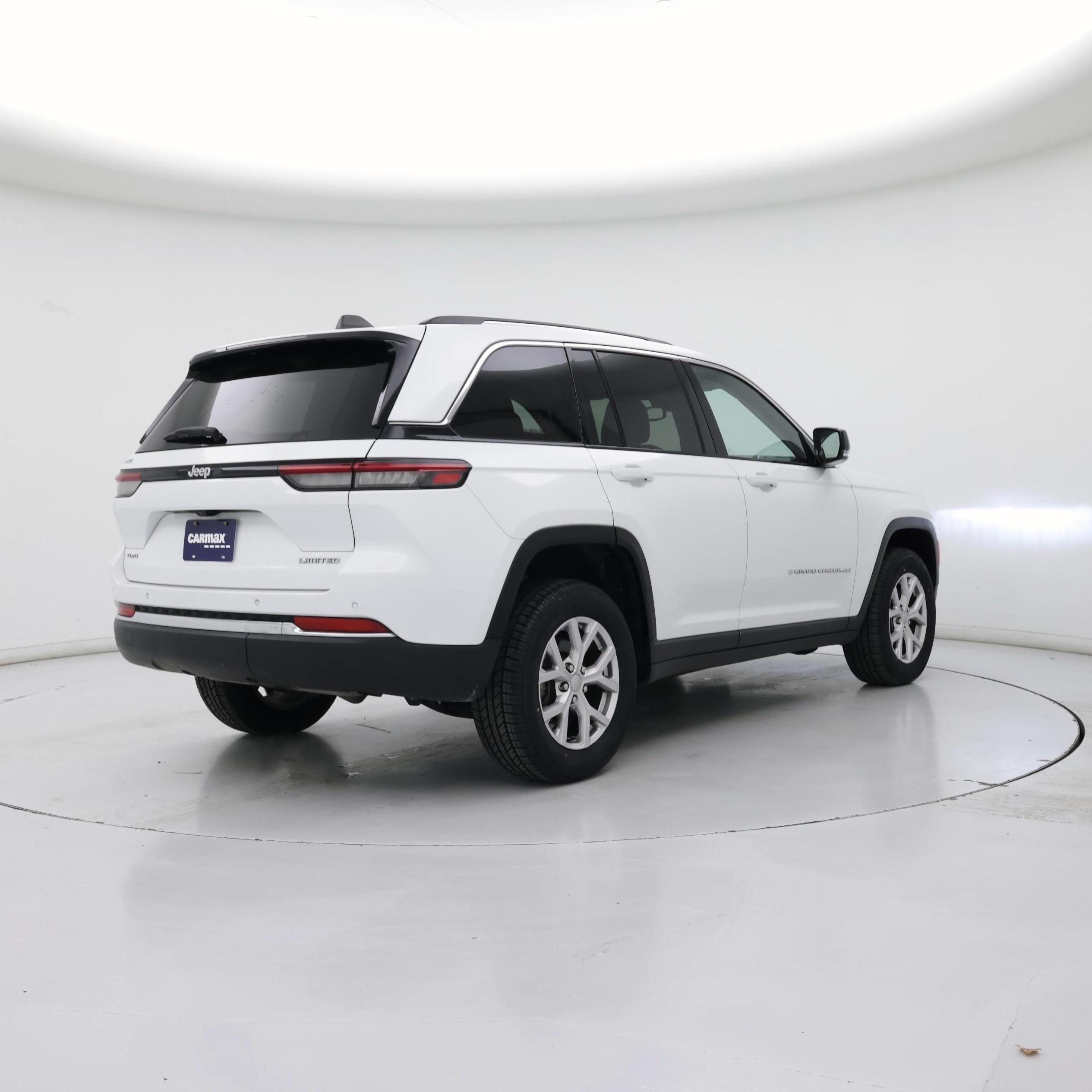 Thumbnail: 2022 Jeep Grand Cherokee - 8