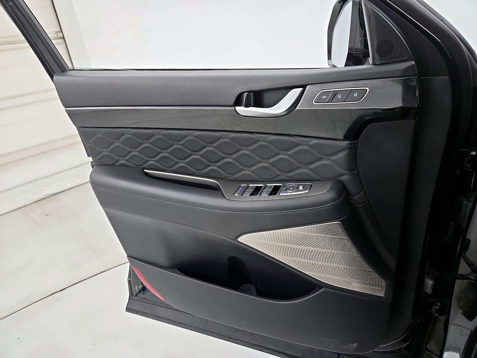 Thumbnail: 2022 Hyundai Palisade - 12