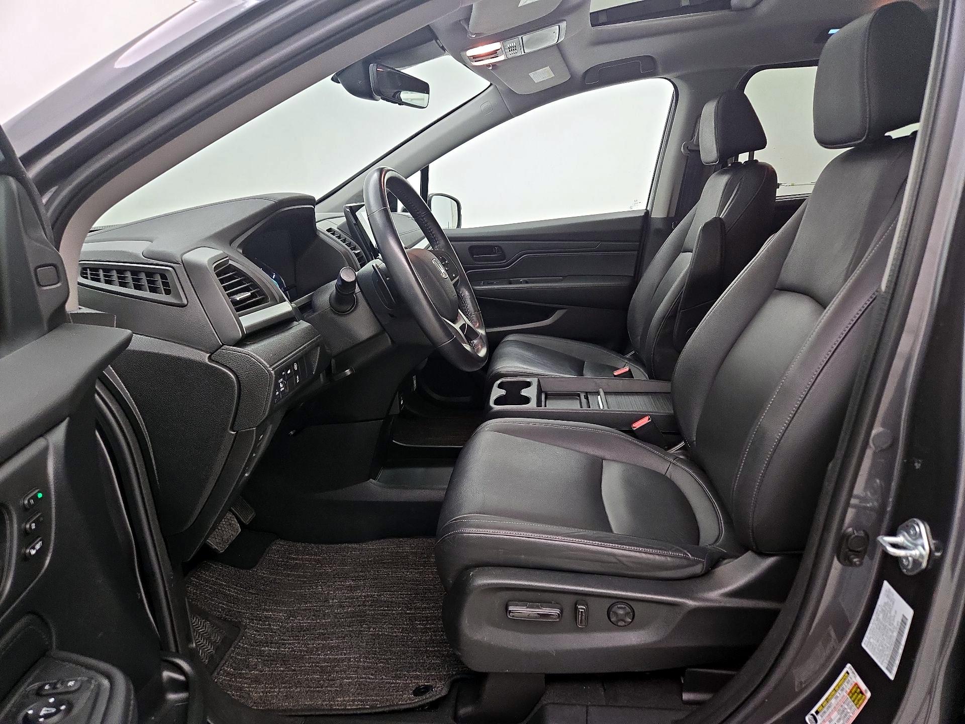 Thumbnail: 2023 Honda Odyssey - 11