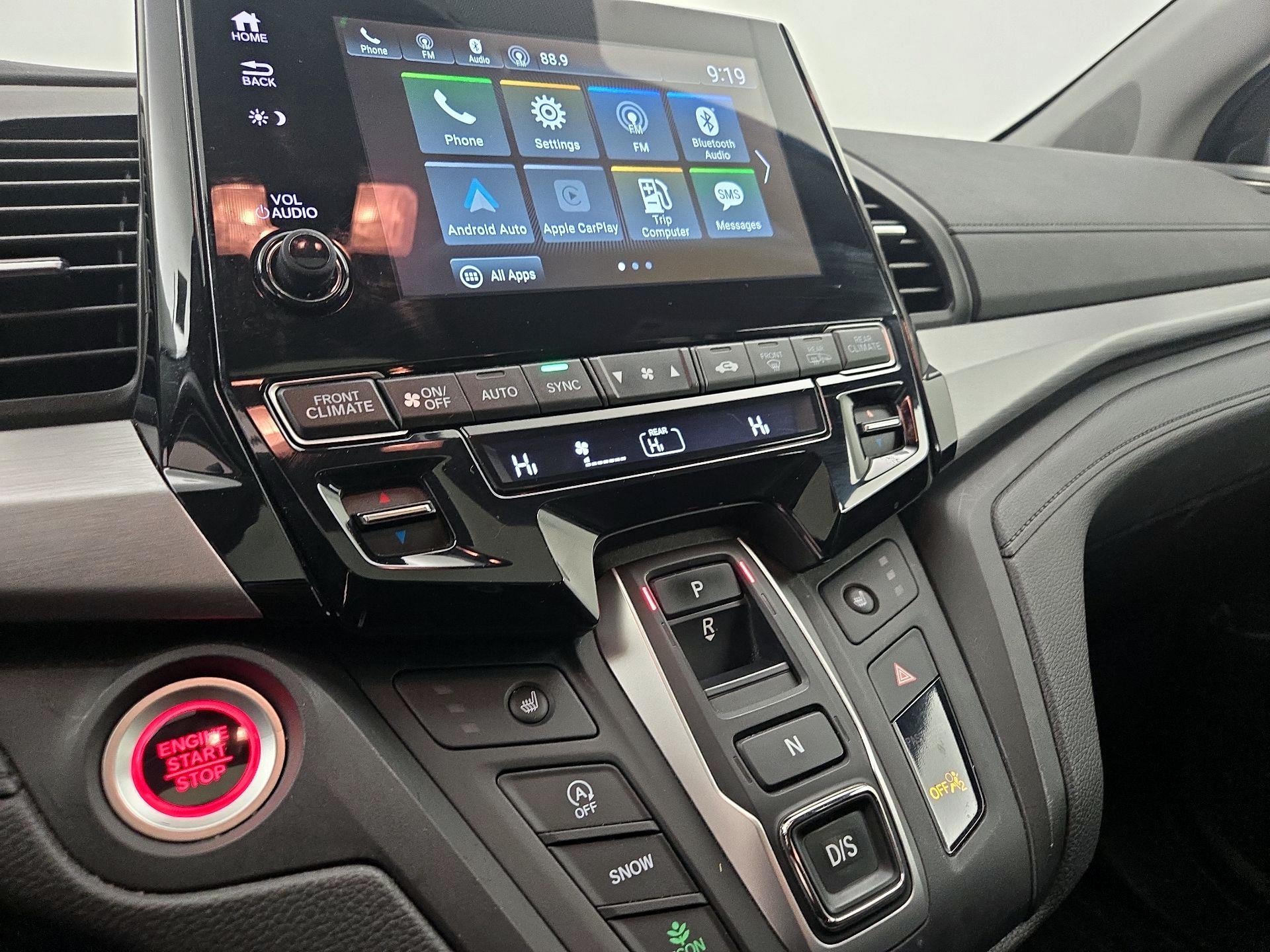 Thumbnail: 2023 Honda Odyssey - 16