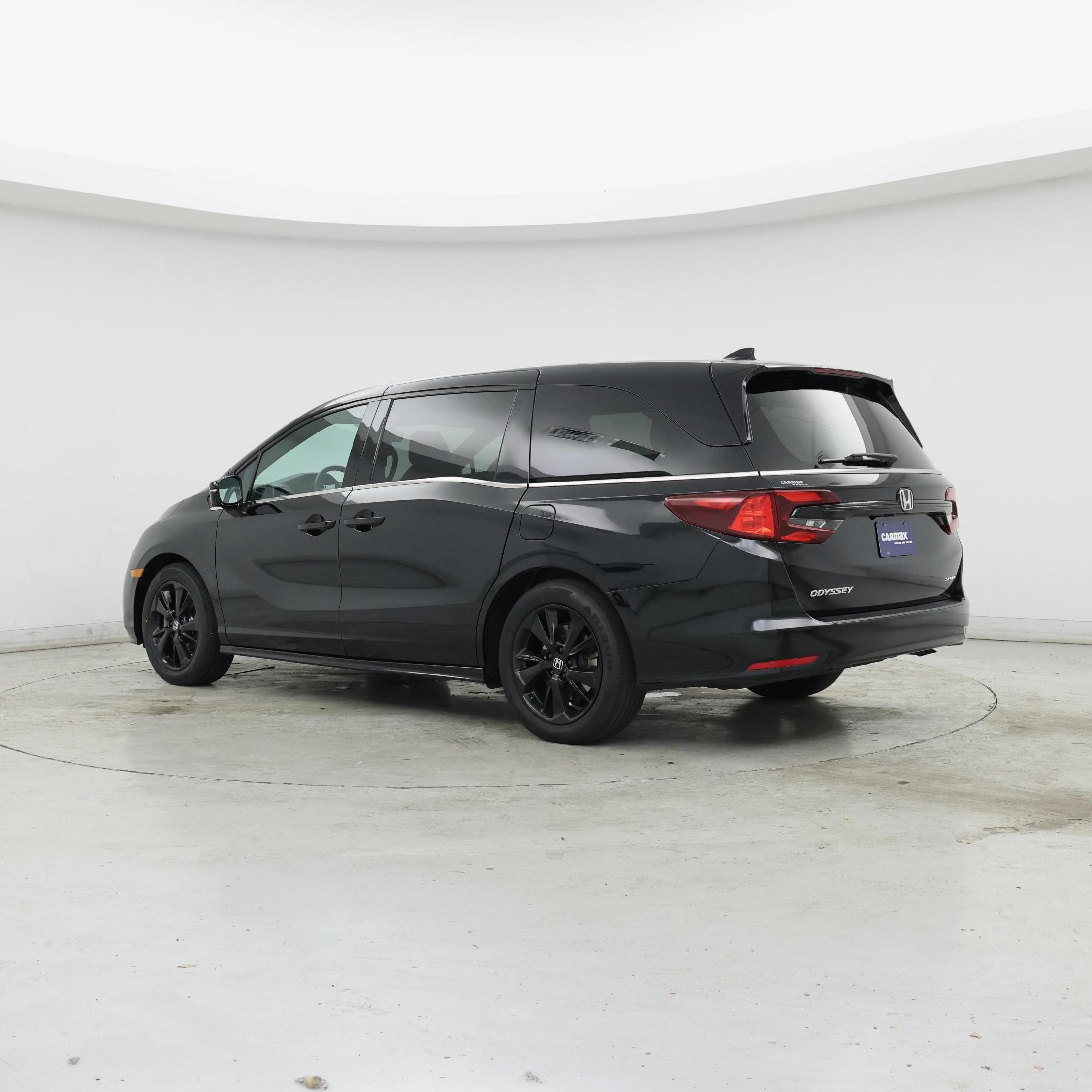 Thumbnail: 2023 Honda Odyssey - 2