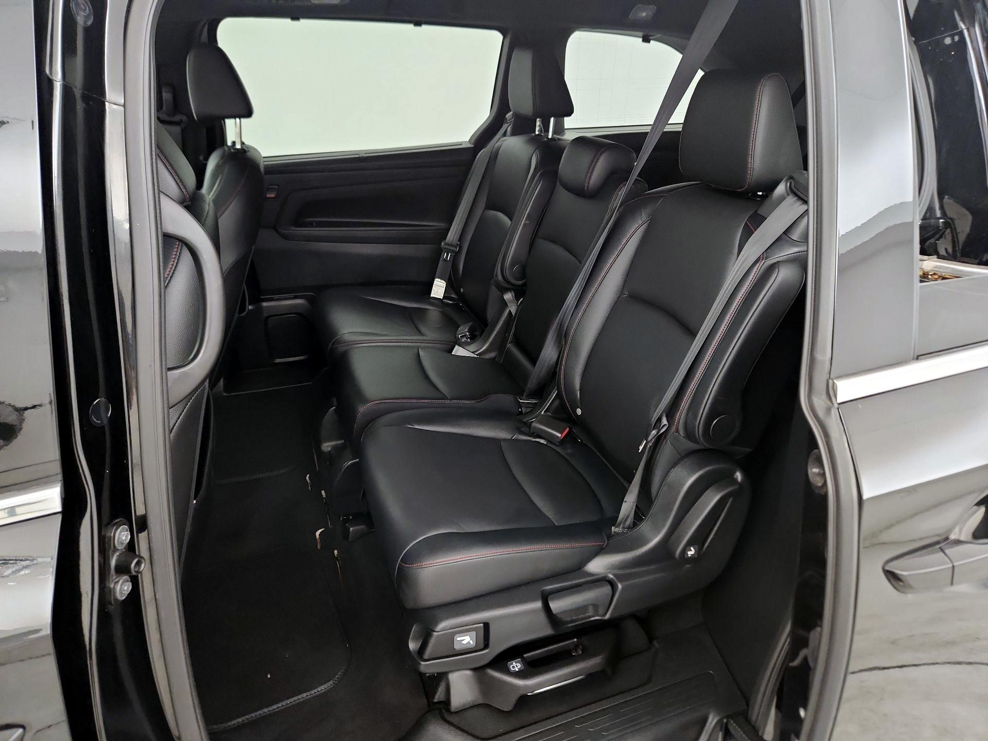 Thumbnail: 2023 Honda Odyssey - 20