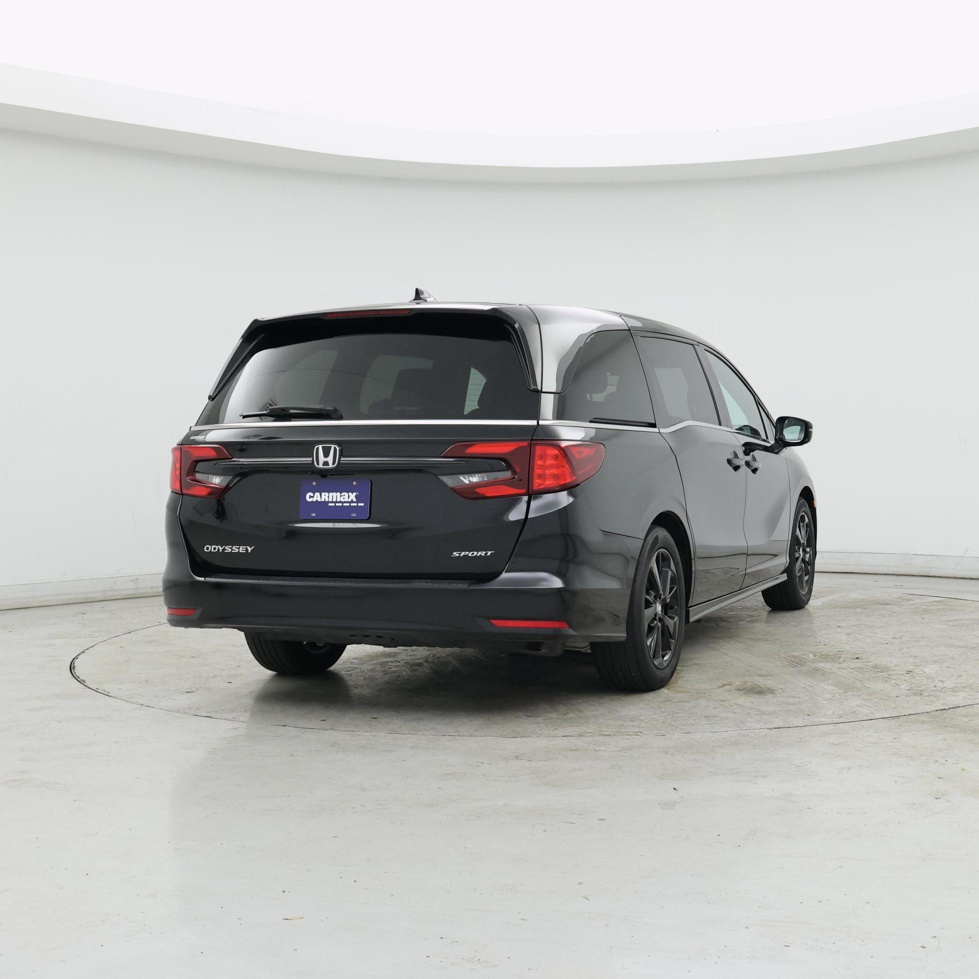 Thumbnail: 2023 Honda Odyssey - 8