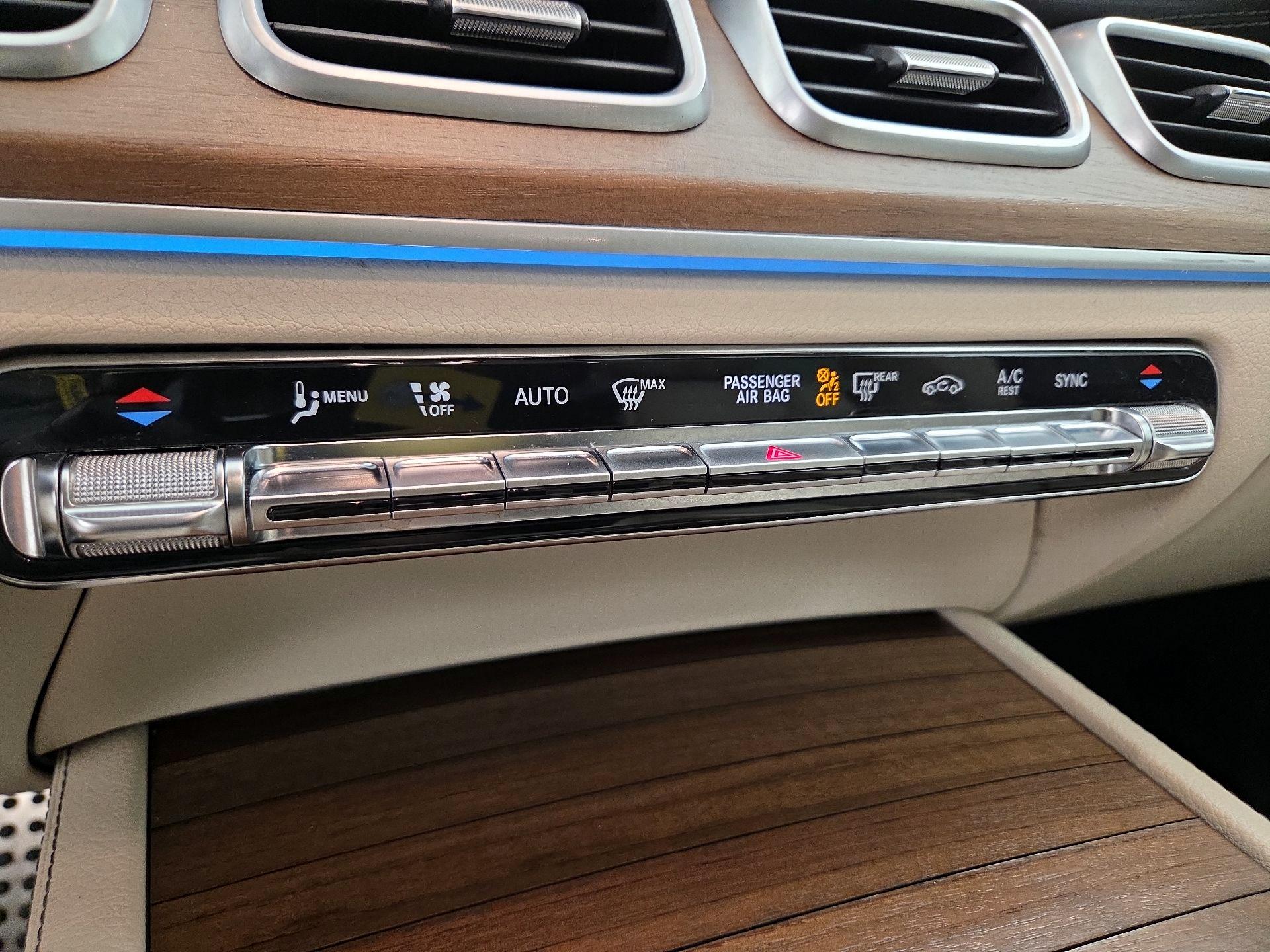 Thumbnail: 2022 Mercedes-Benz GLS - 17