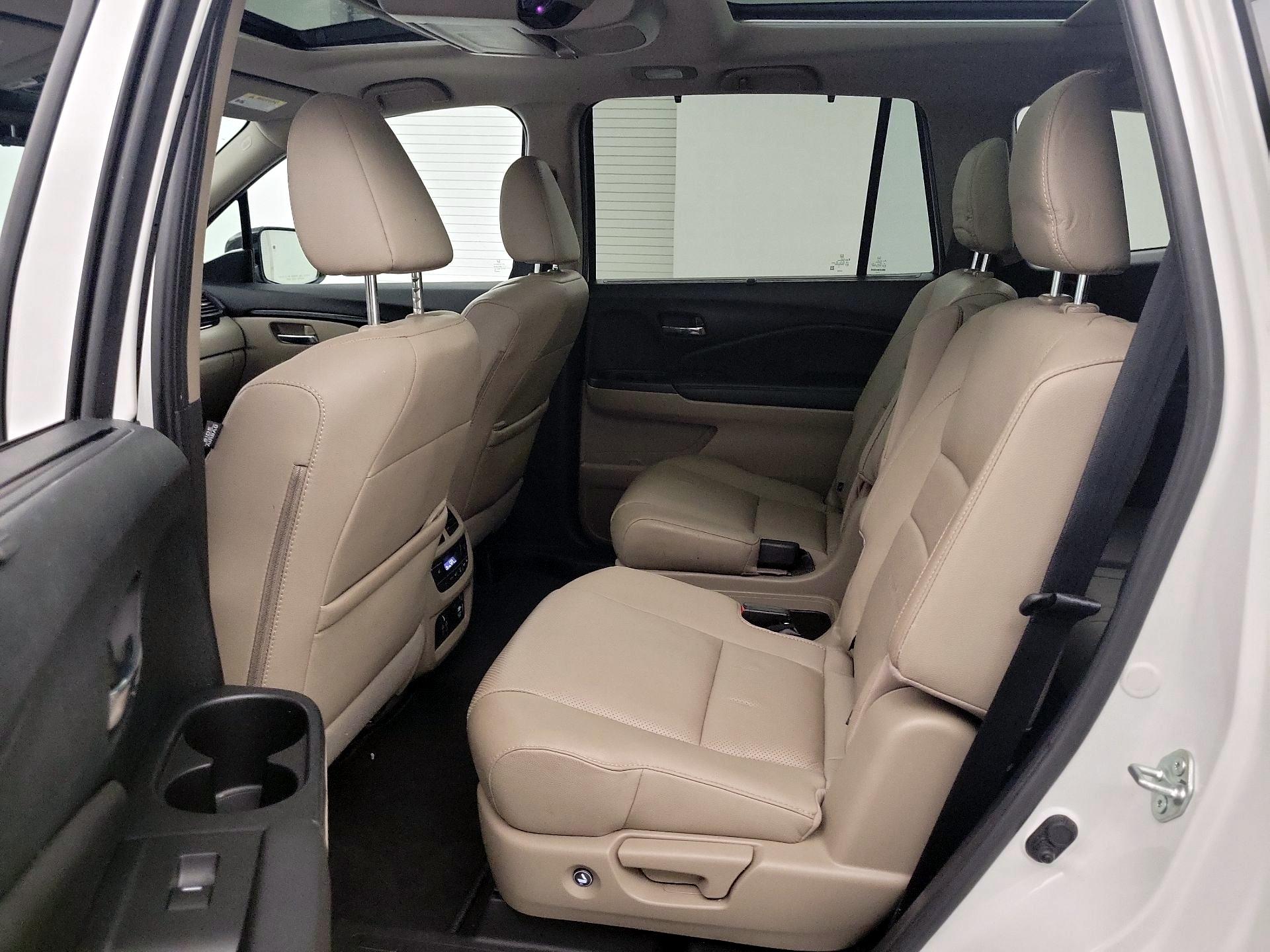 Thumbnail: 2022 Honda Pilot - 19