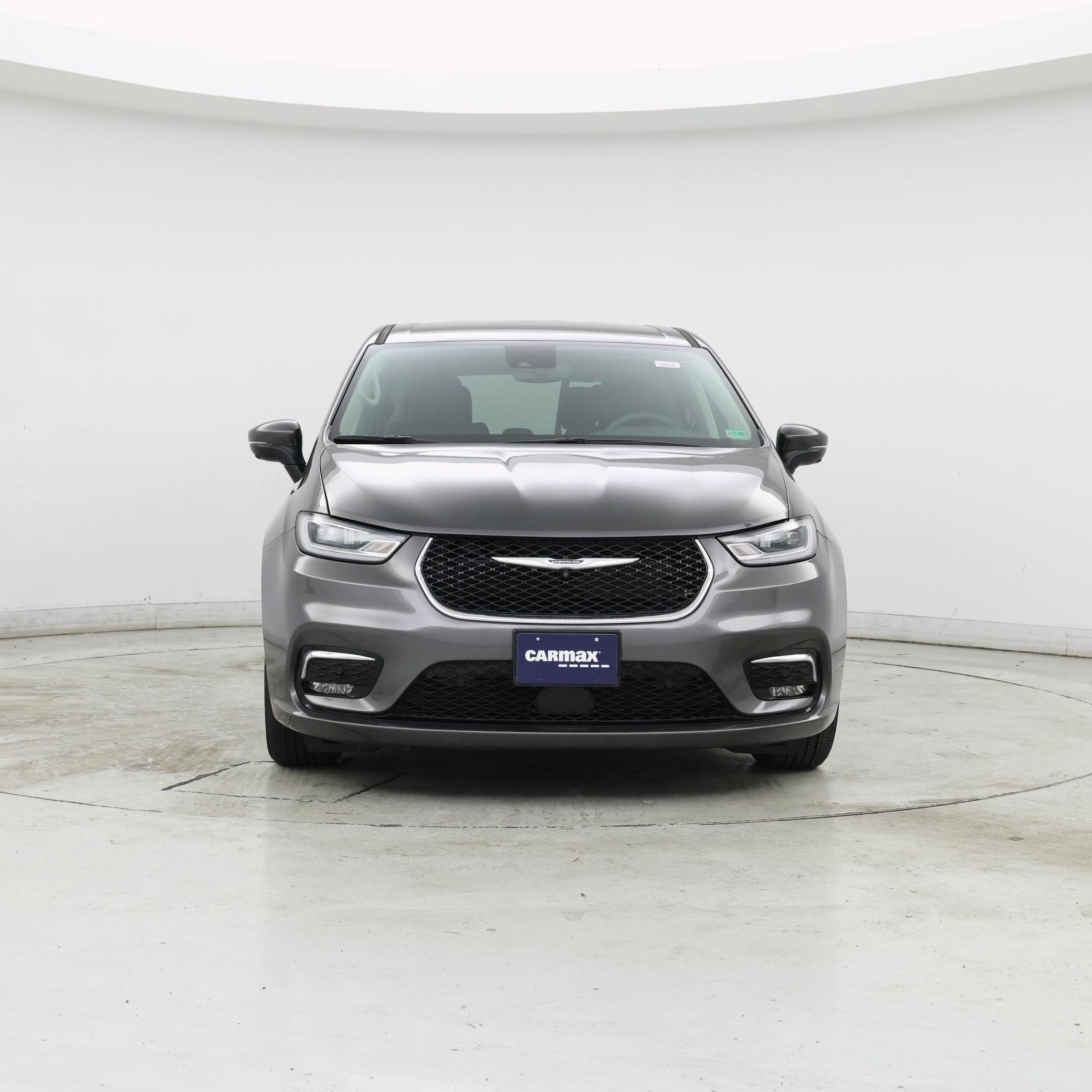 Thumbnail: 2023 Chrysler Pacifica - 5