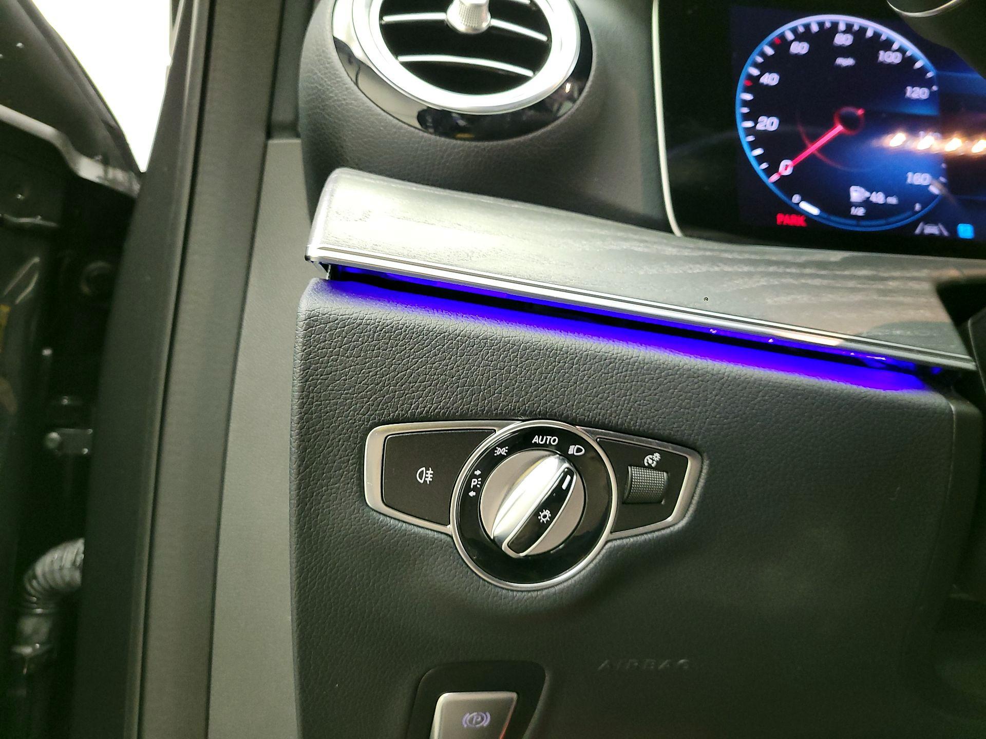 Thumbnail: 2021 Mercedes-Benz E-Class - 13