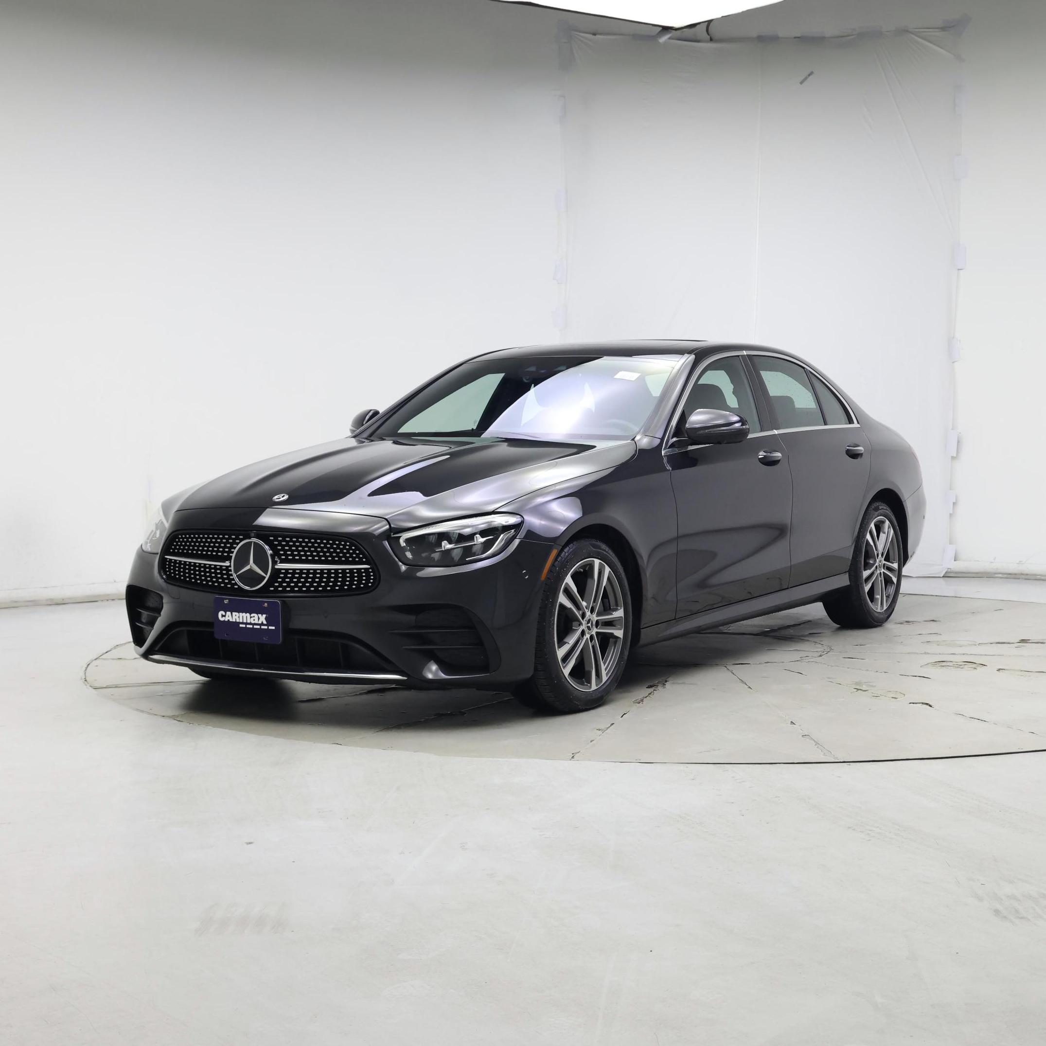 Thumbnail: 2021 Mercedes-Benz E-Class - 4