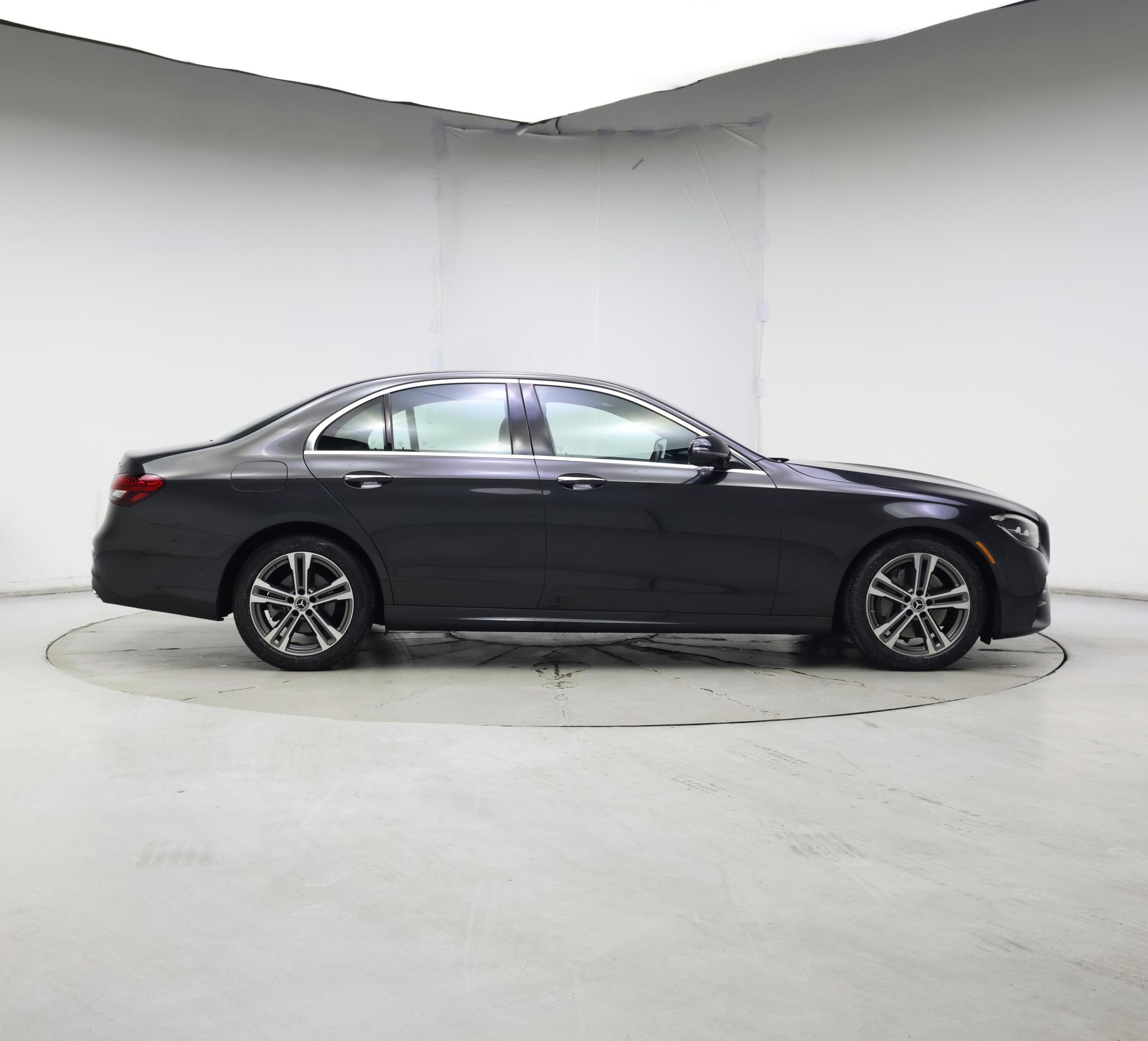 Thumbnail: 2021 Mercedes-Benz E-Class - 7