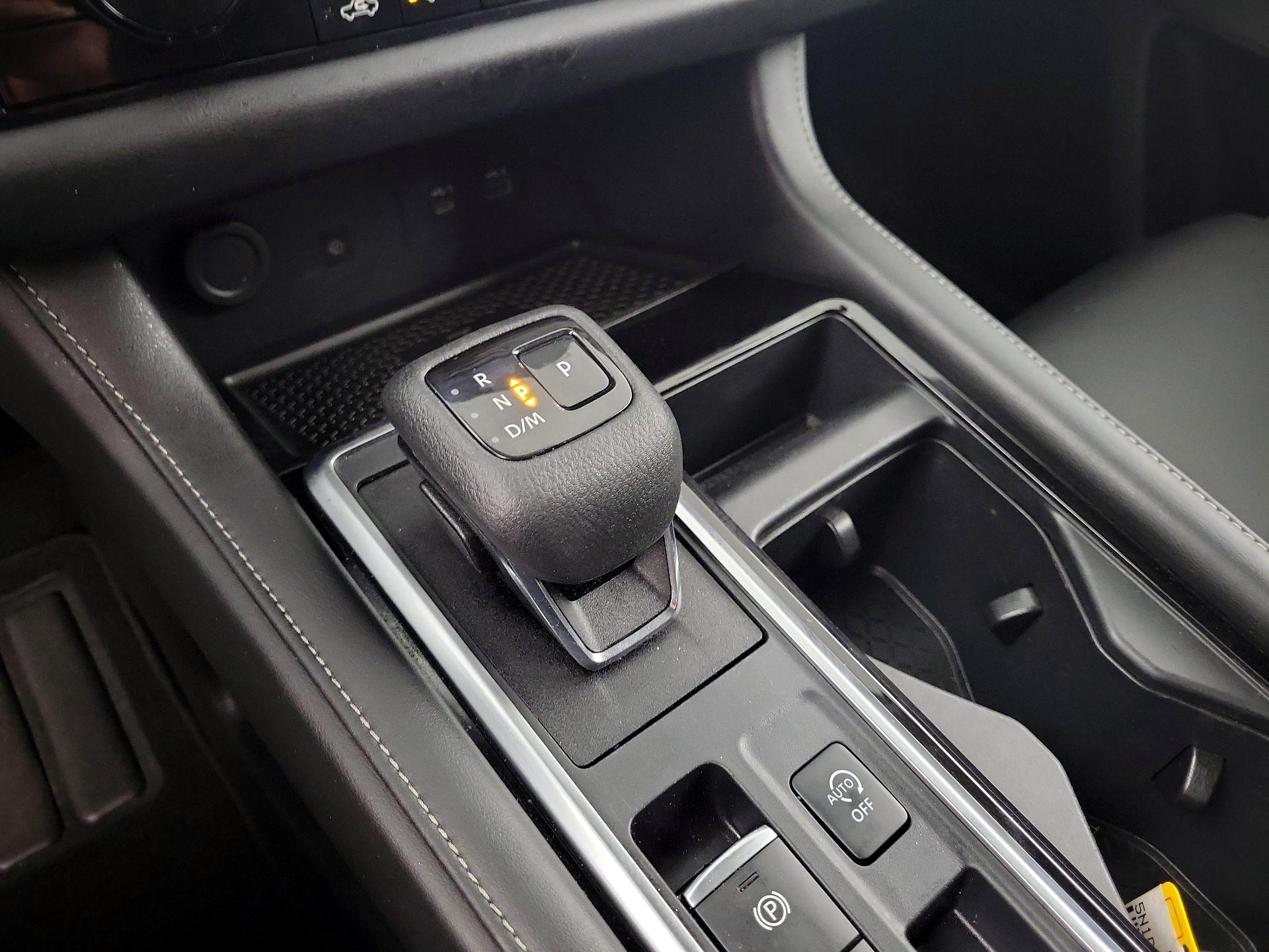 Thumbnail: 2023 Nissan Pathfinder - 16