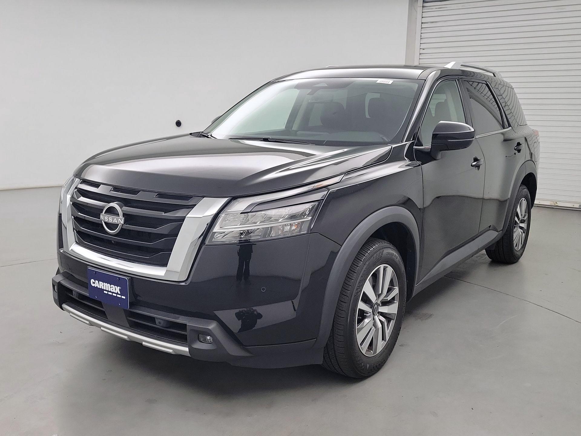 Thumbnail: 2023 Nissan Pathfinder - 3