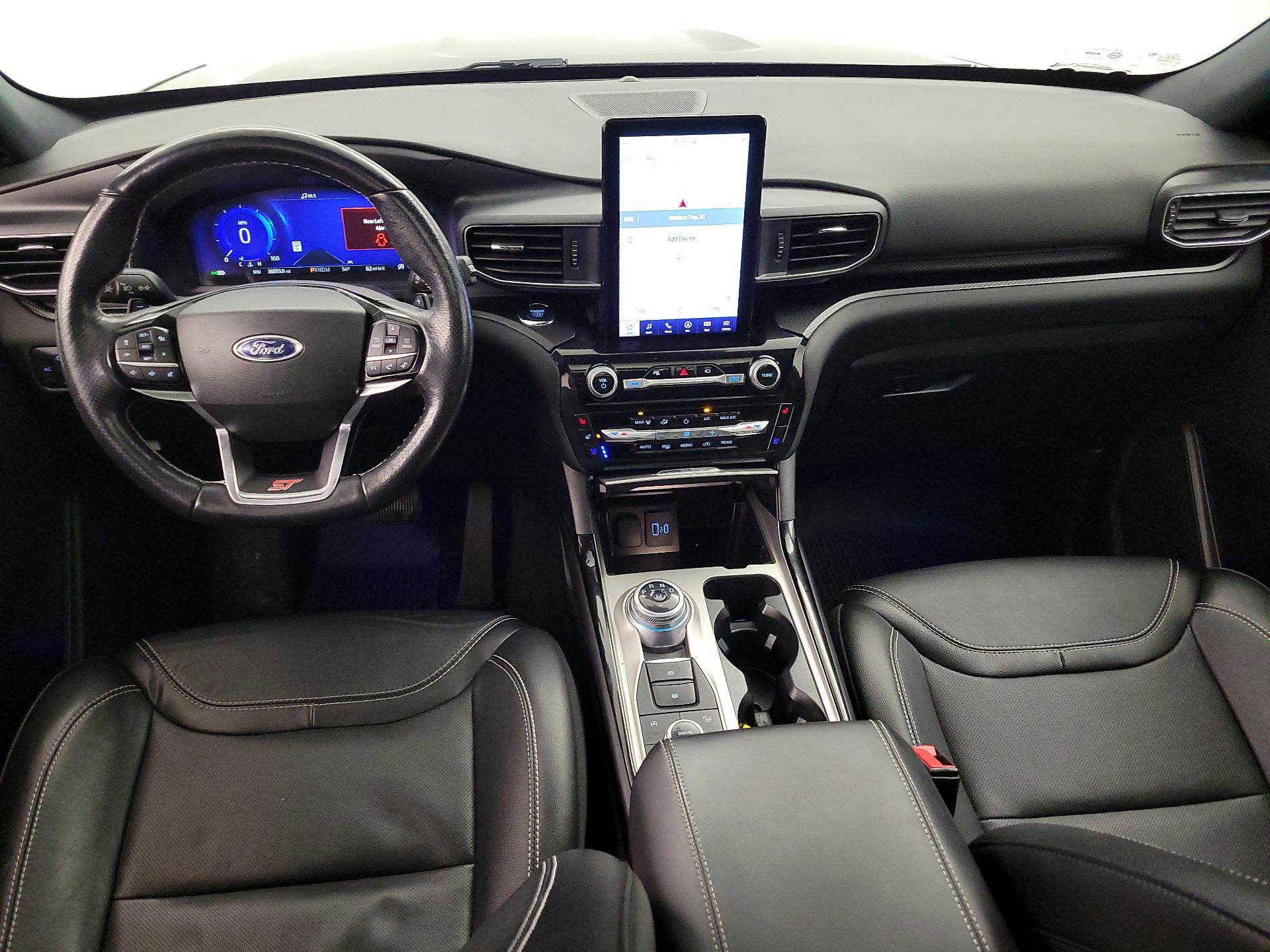 Thumbnail: 2022 Ford Explorer - 9