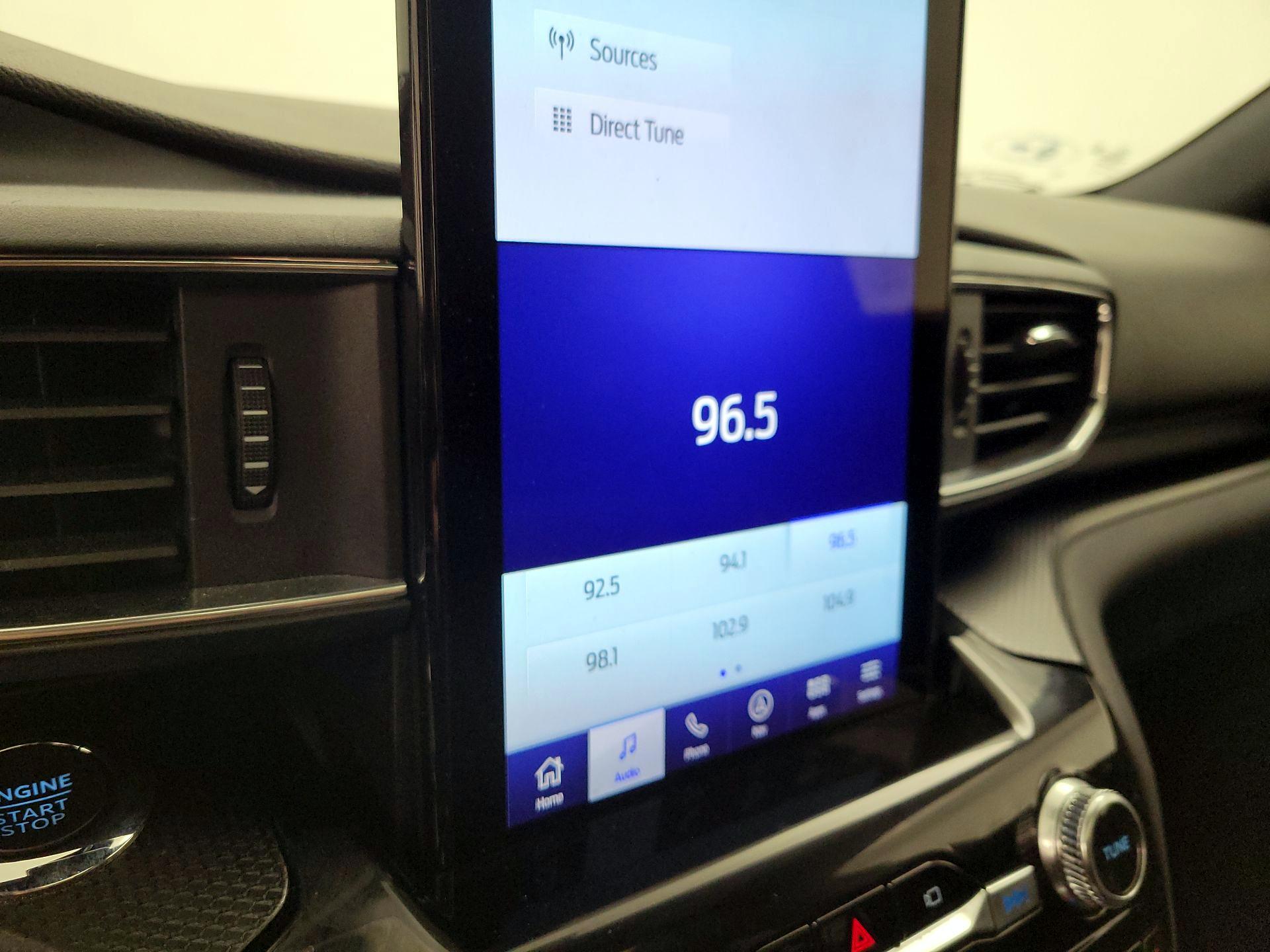 Thumbnail: 2022 Ford Explorer - 16