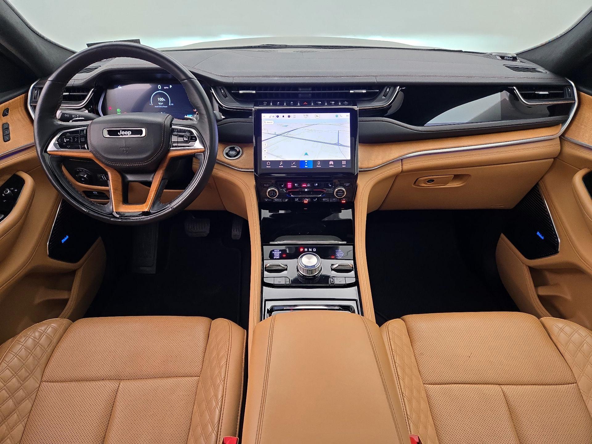 Thumbnail: 2022 Jeep Grand Cherokee - 9