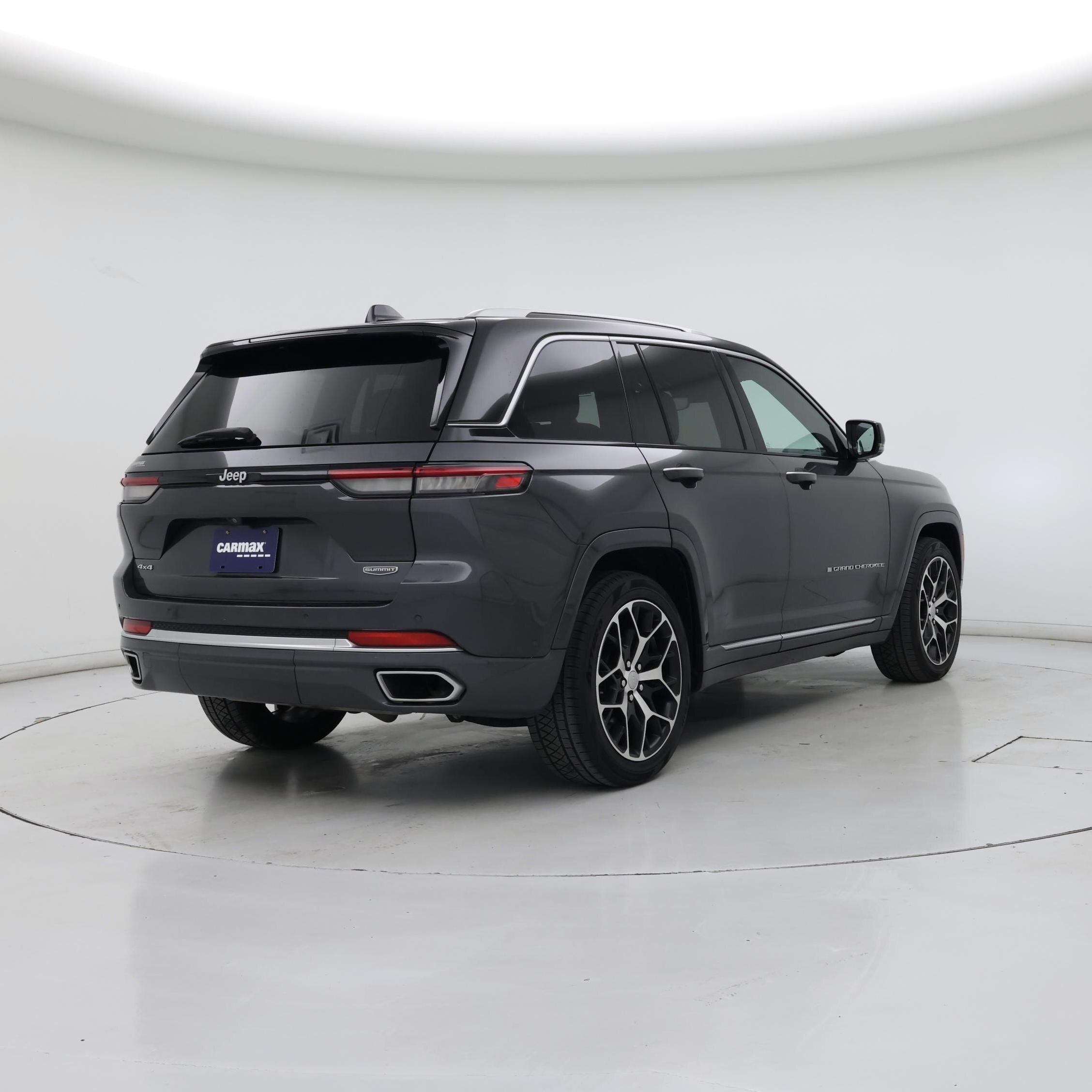 Thumbnail: 2022 Jeep Grand Cherokee - 8