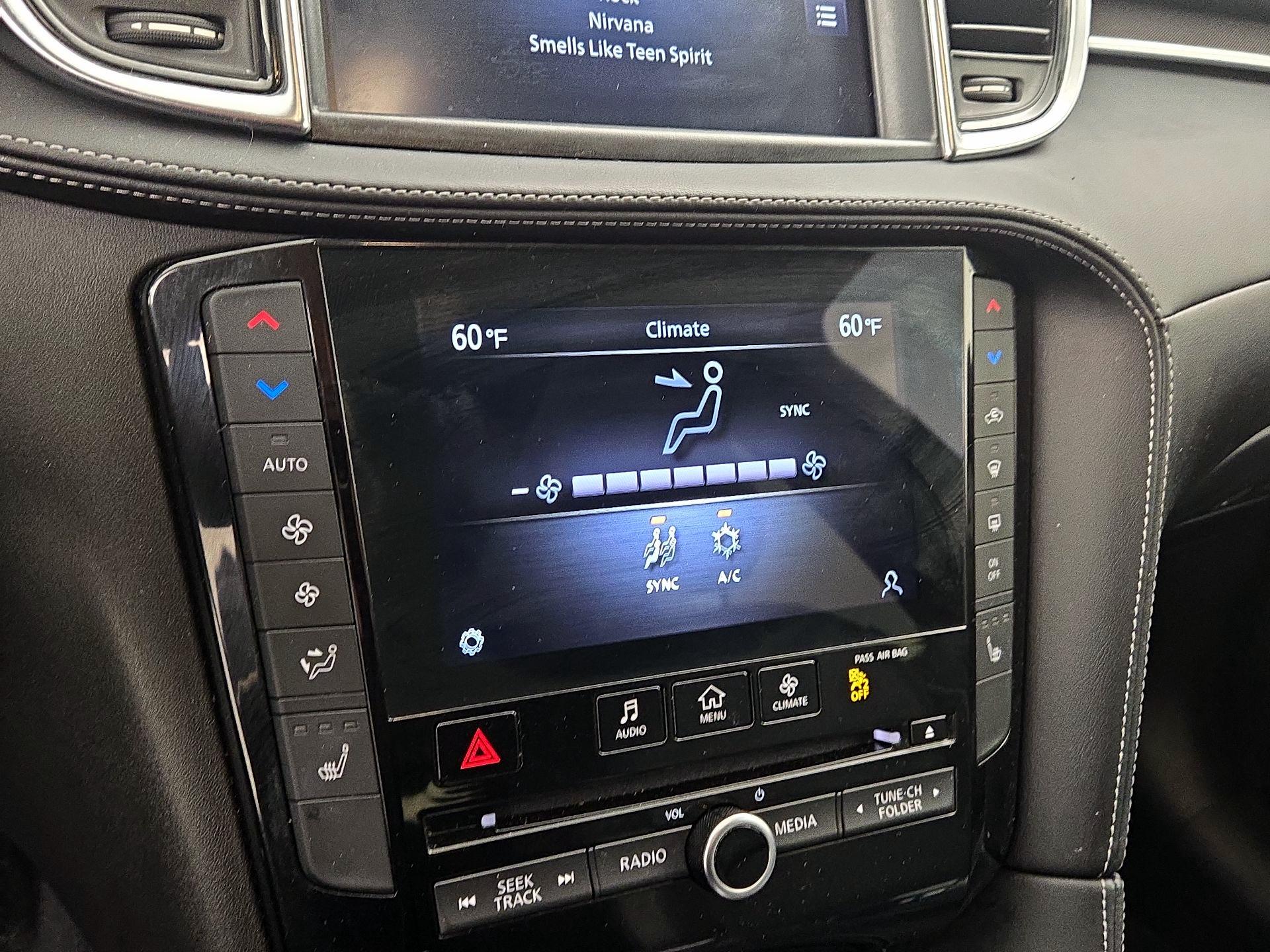 Thumbnail: 2022 INFINITI QX50 - 16