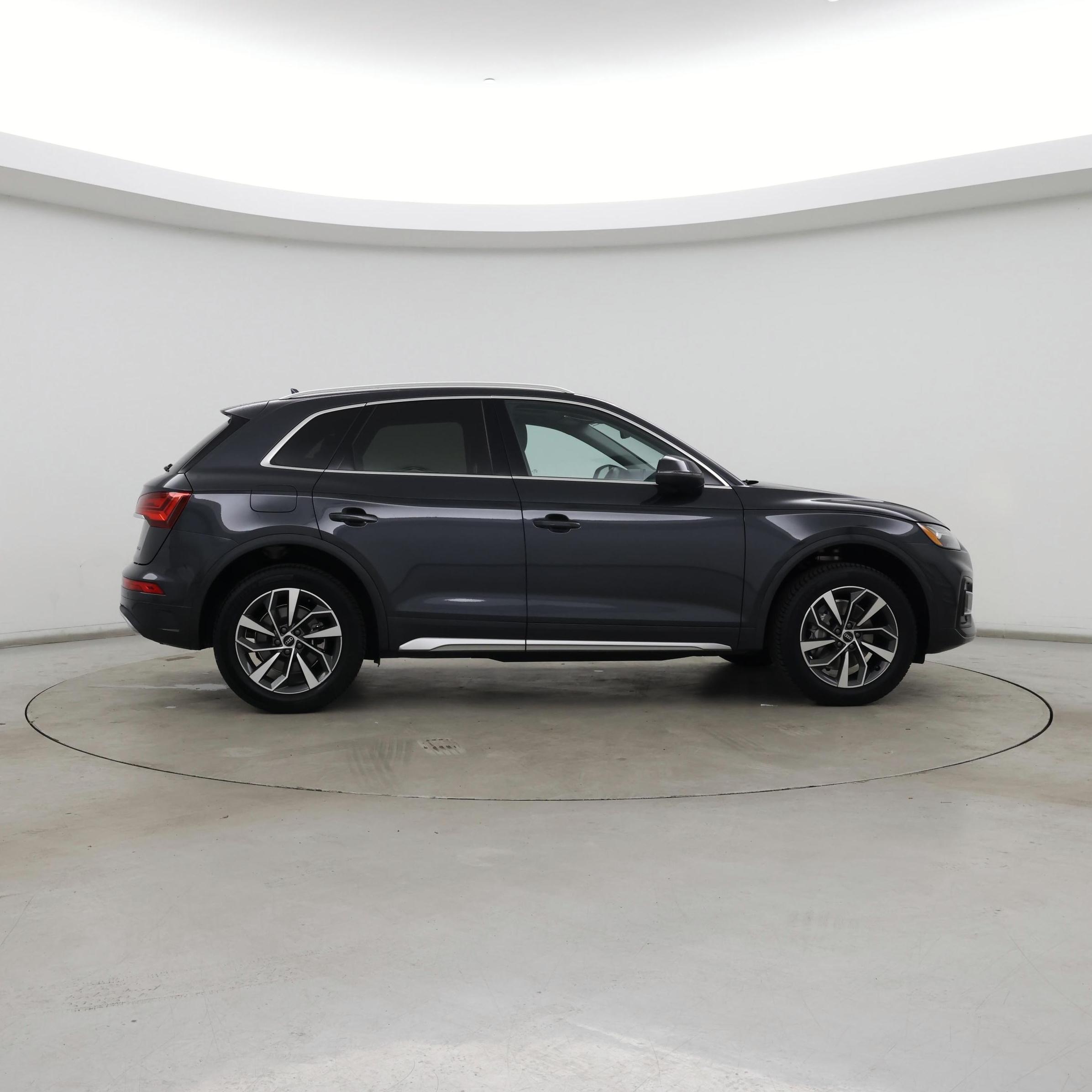 Thumbnail: 2021 Audi Q5 - 7