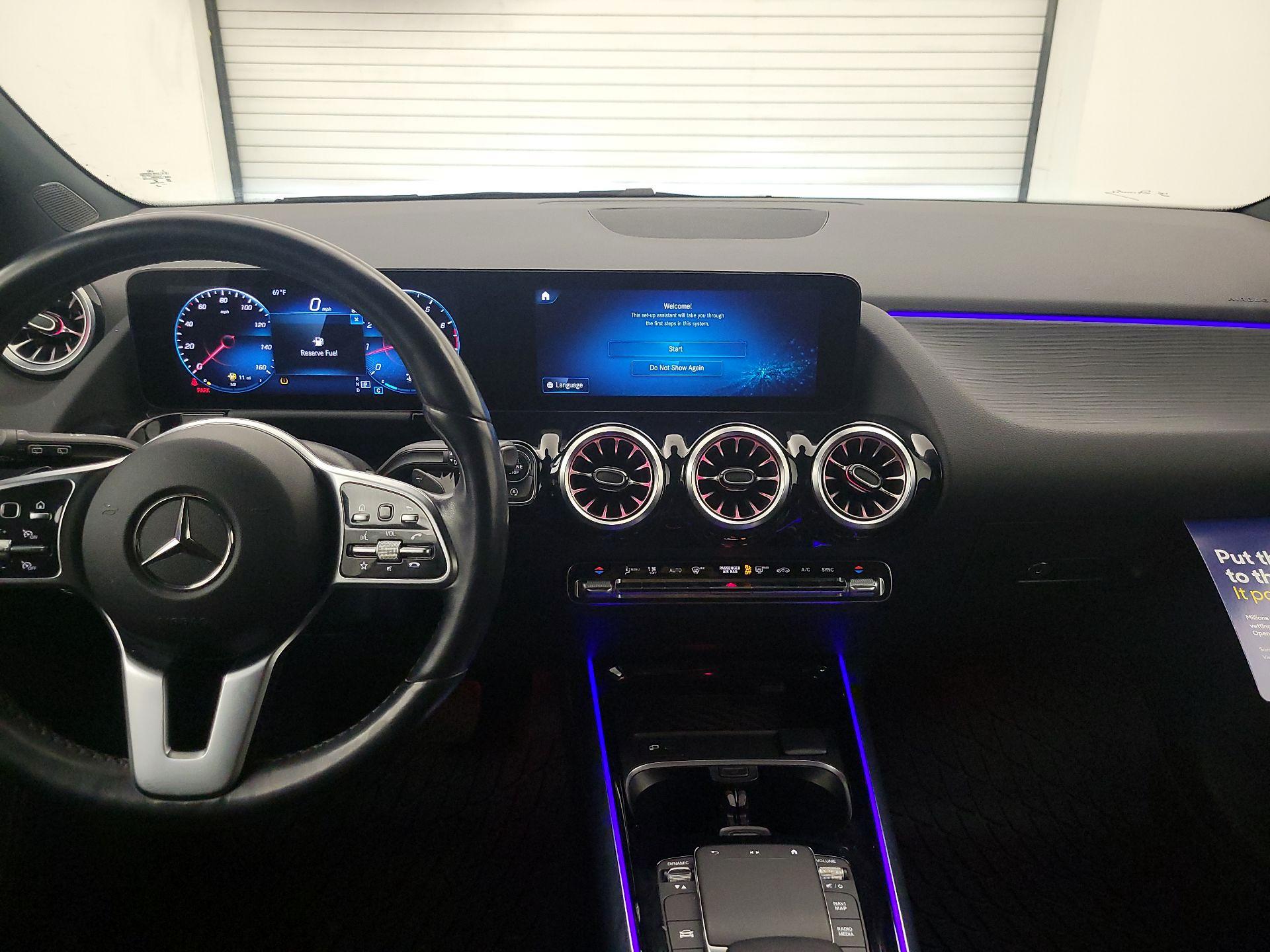 Thumbnail: 2023 Mercedes-Benz GLA - 9