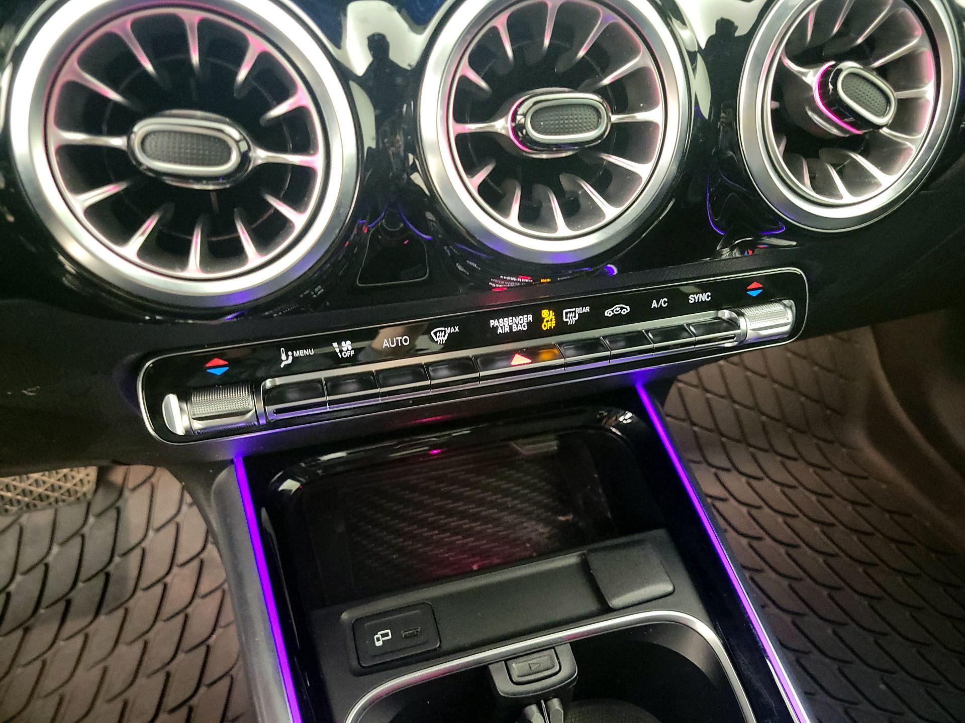 Thumbnail: 2023 Mercedes-Benz GLA - 16